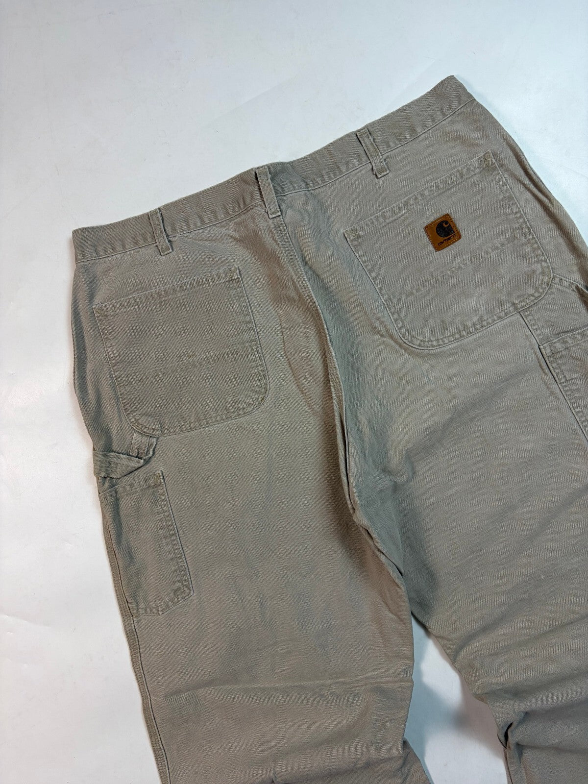 Carhartt wide leg baggy carpenter pants (W38)