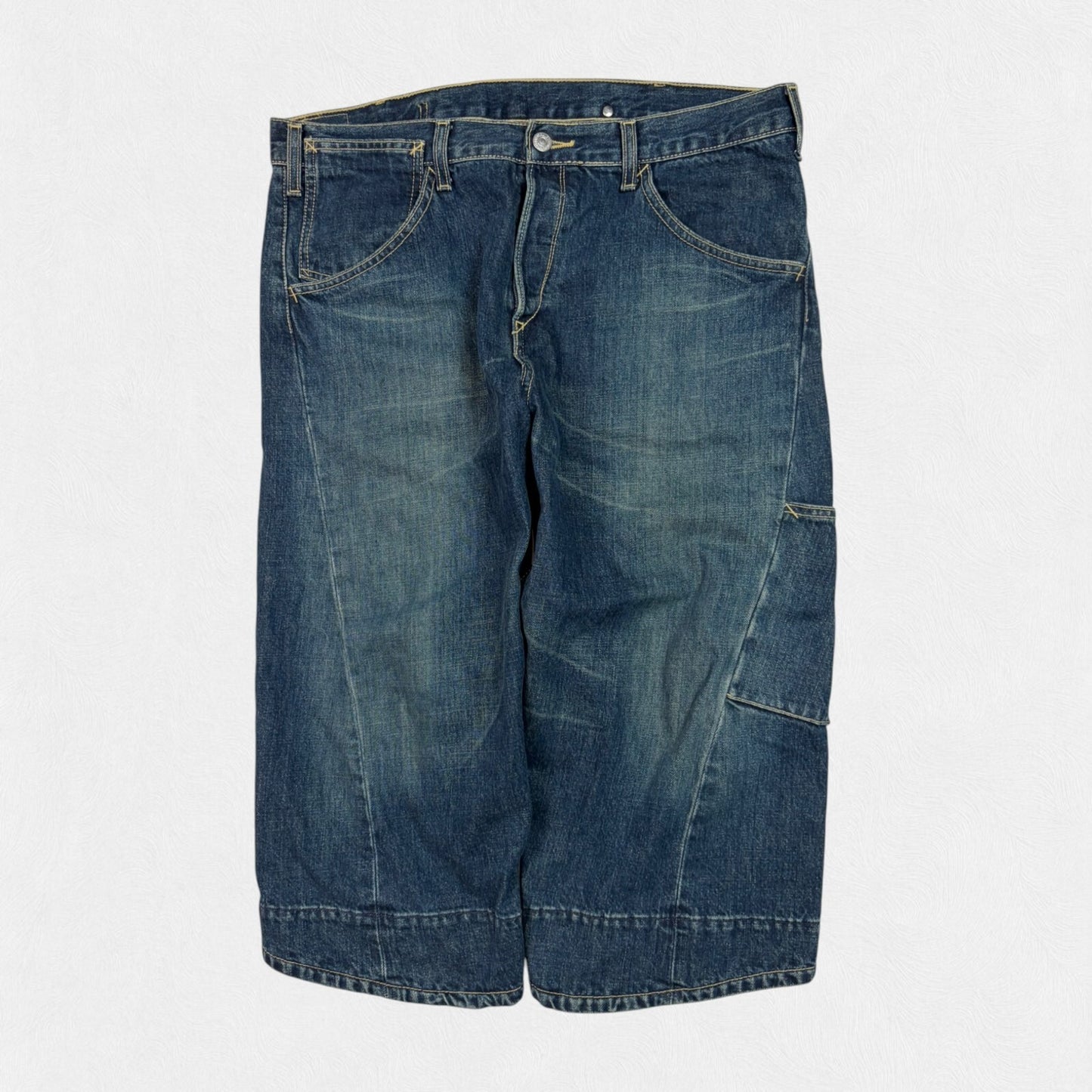 Y2K Levi's engineered twisted baggy jorts (L)