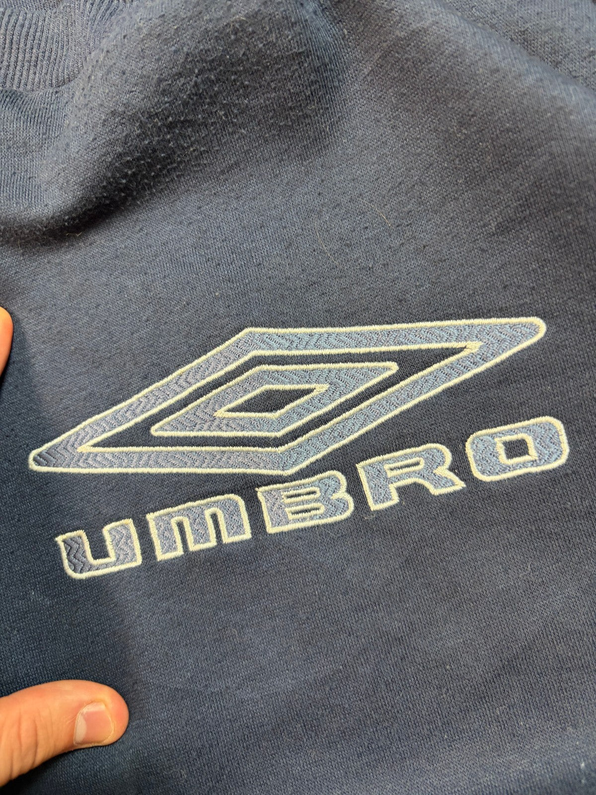 Vintage Y2K Umbro centre logo sweatshirt (XL)