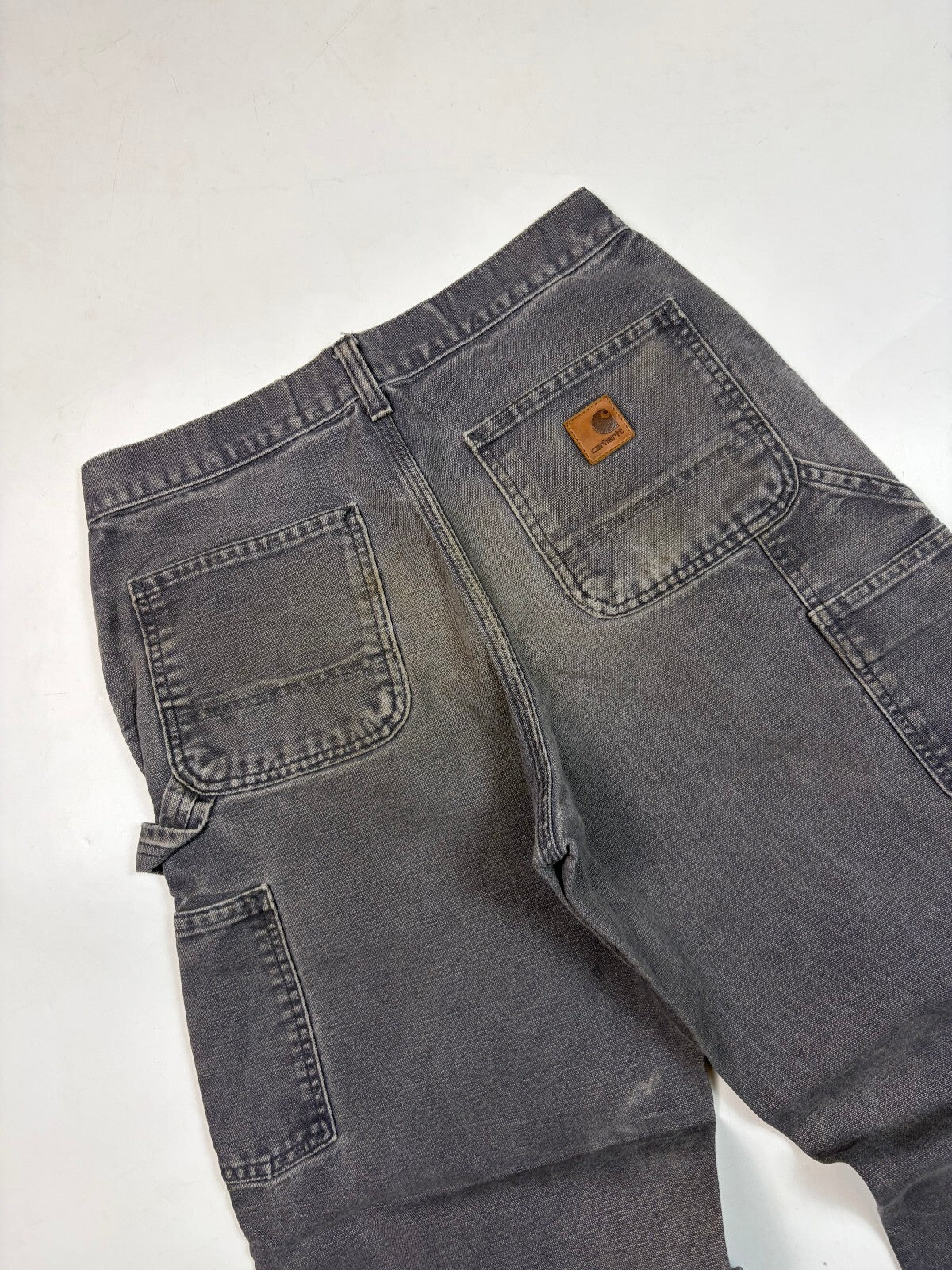 Carhartt B11 baggy carpenter pants (W30)