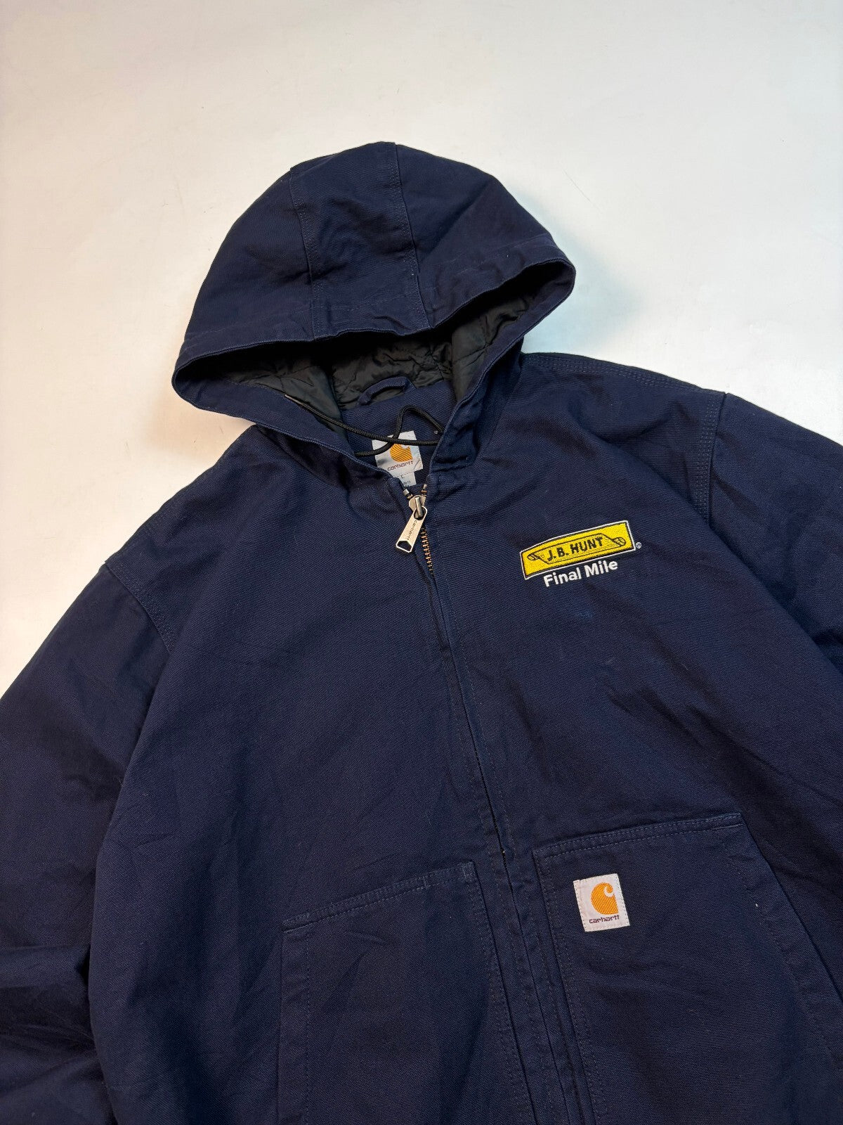 Carhartt hooded active workwear jacket (L)