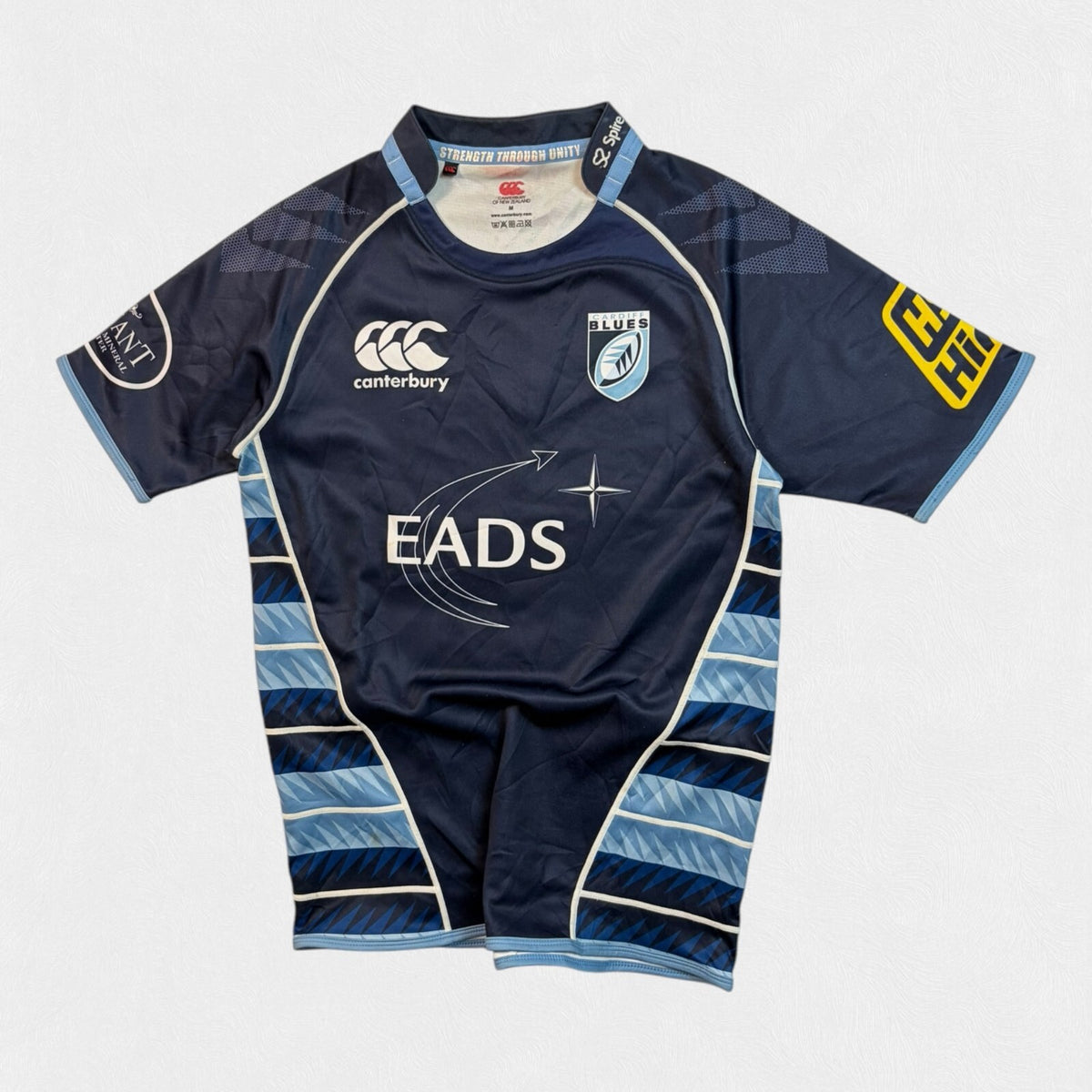 Cardiff Blues 2010/11 Canterbury home rugby shirt (M)