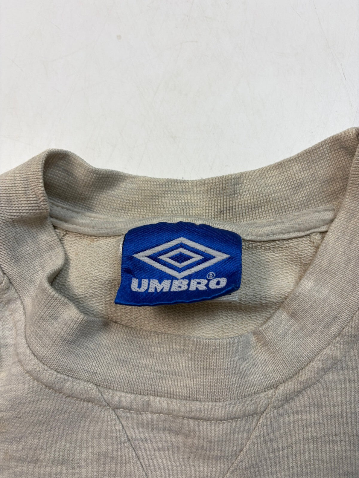 Vintage 90s Umbro small logo sweatshirt (L)