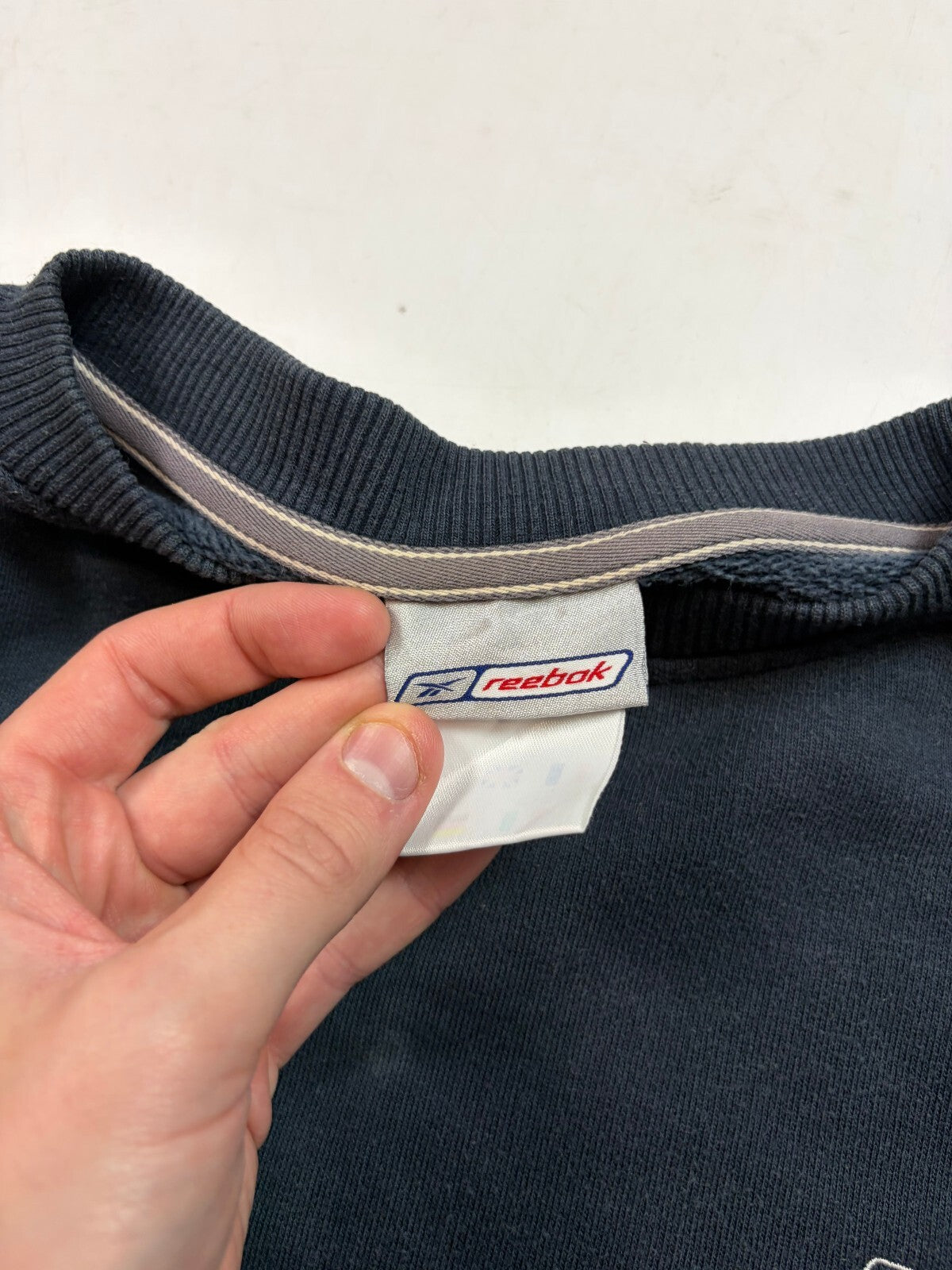Vintage Y2K Reebok small logo sweatshirt (L)