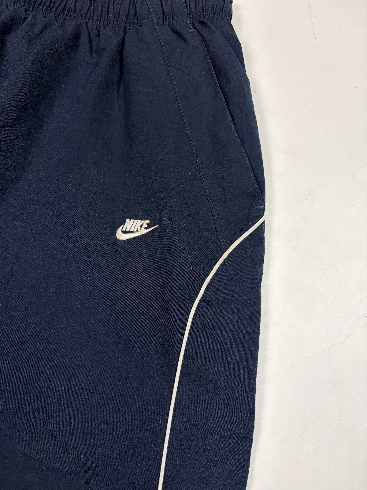 Vintage Nike baggy track pants (L)