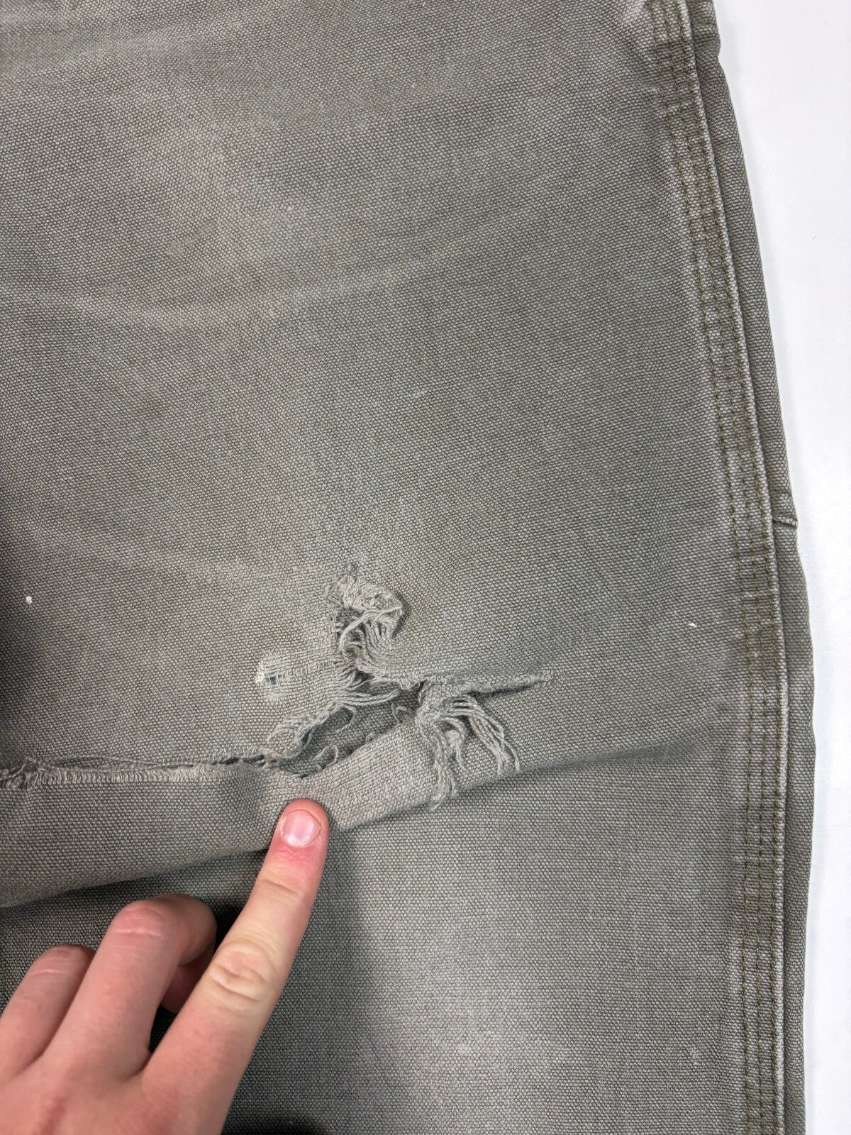Carhartt baggy carpenter pants (W34)