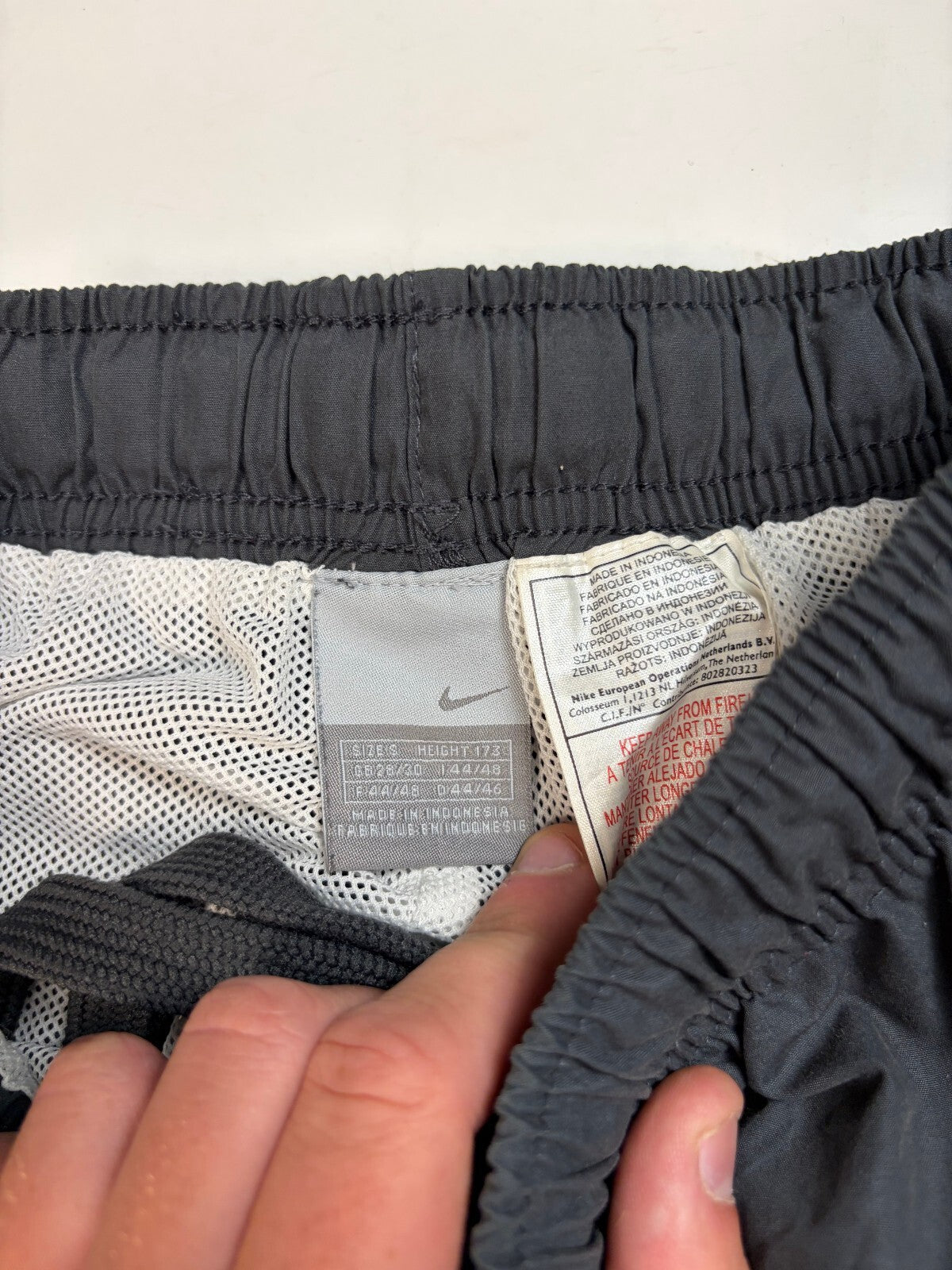 Vintage Y2K Nike side stripe baggy track pants (S)