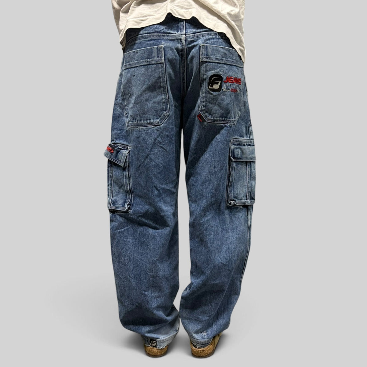 Vintage Y2K Fubu baggy hip hop cargo jeans (W34)