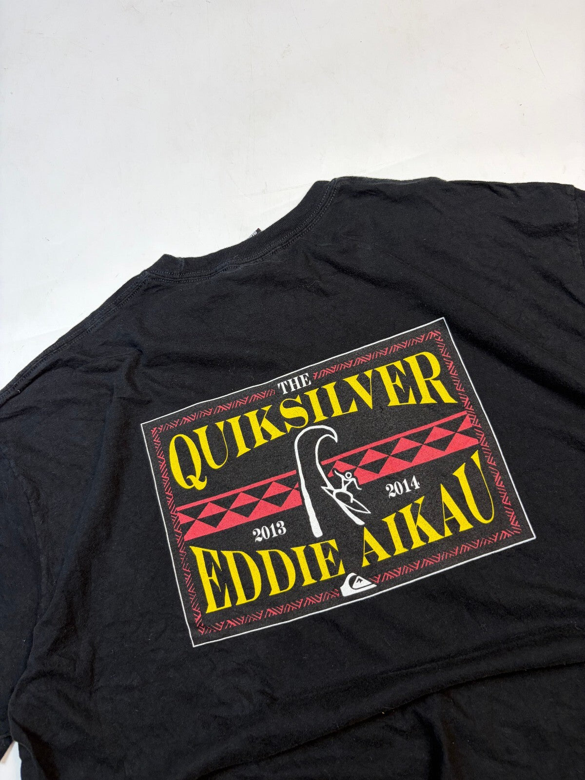 Vintage Y2K Quiksilver Eddie Aikau surfwear graphic tee (XXL)