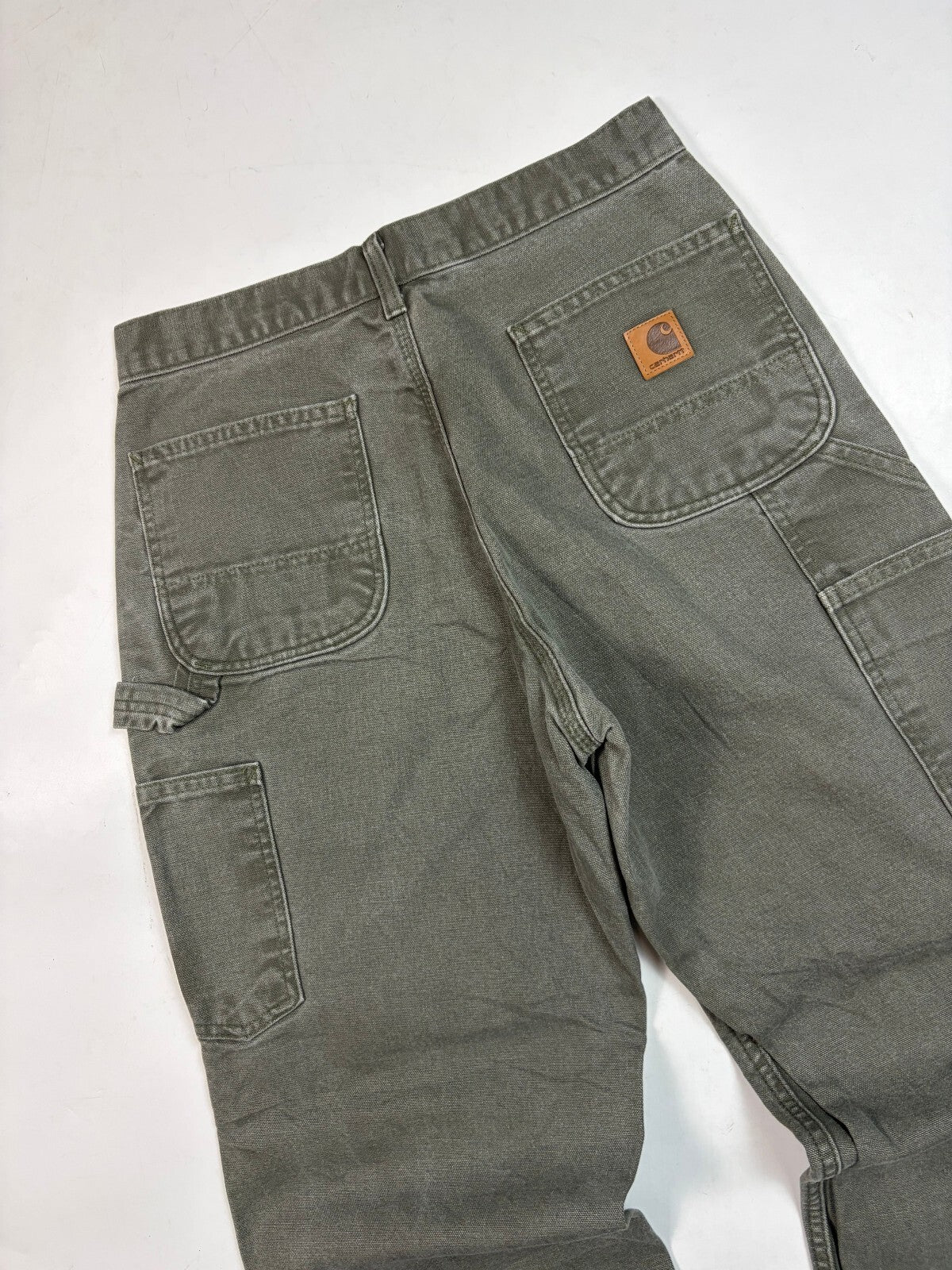 Carhartt B11 baggy carpenter pants (W30)