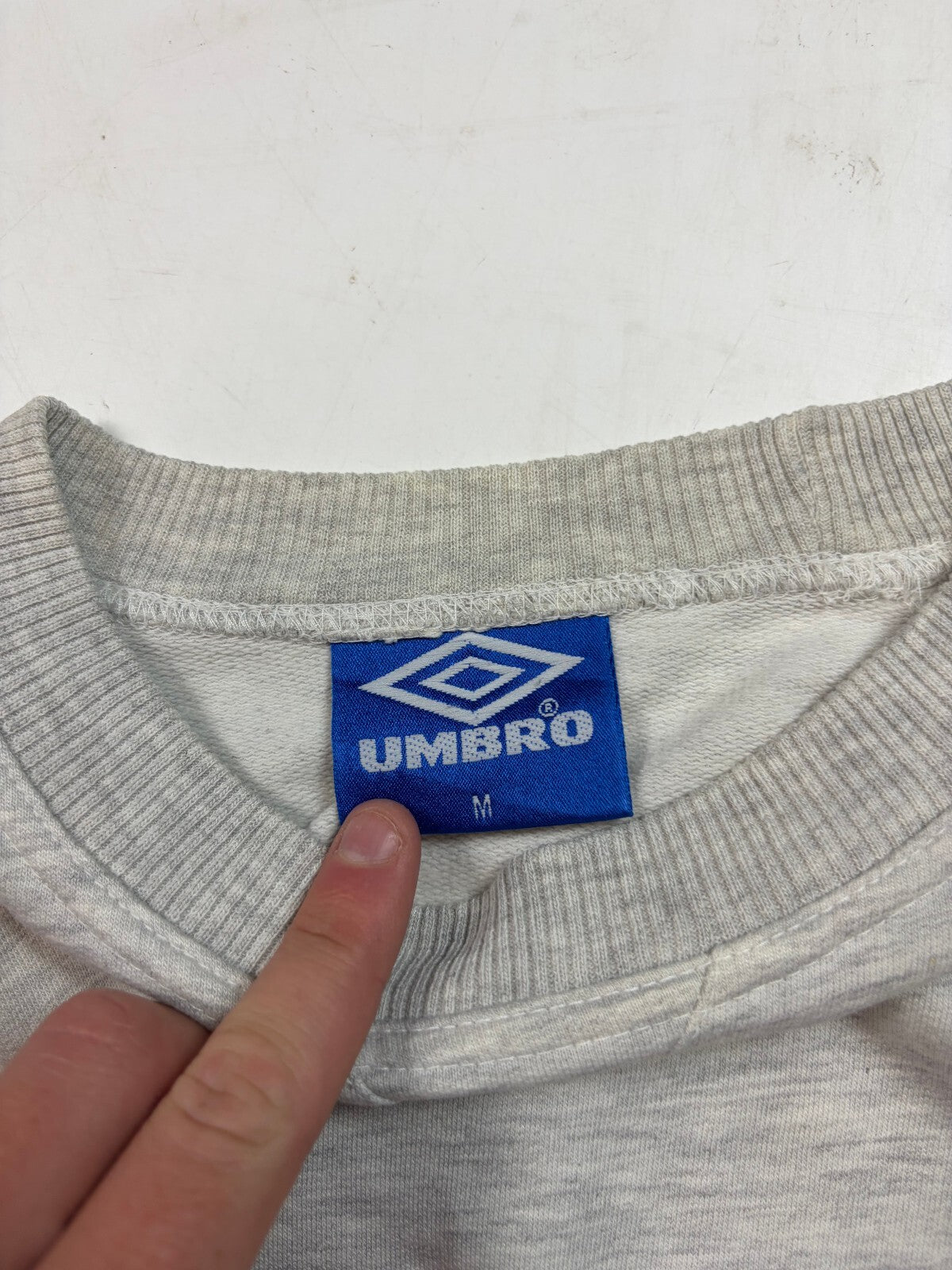 Vintage 90s Umbro pro training centre logo sweatshirt (M)