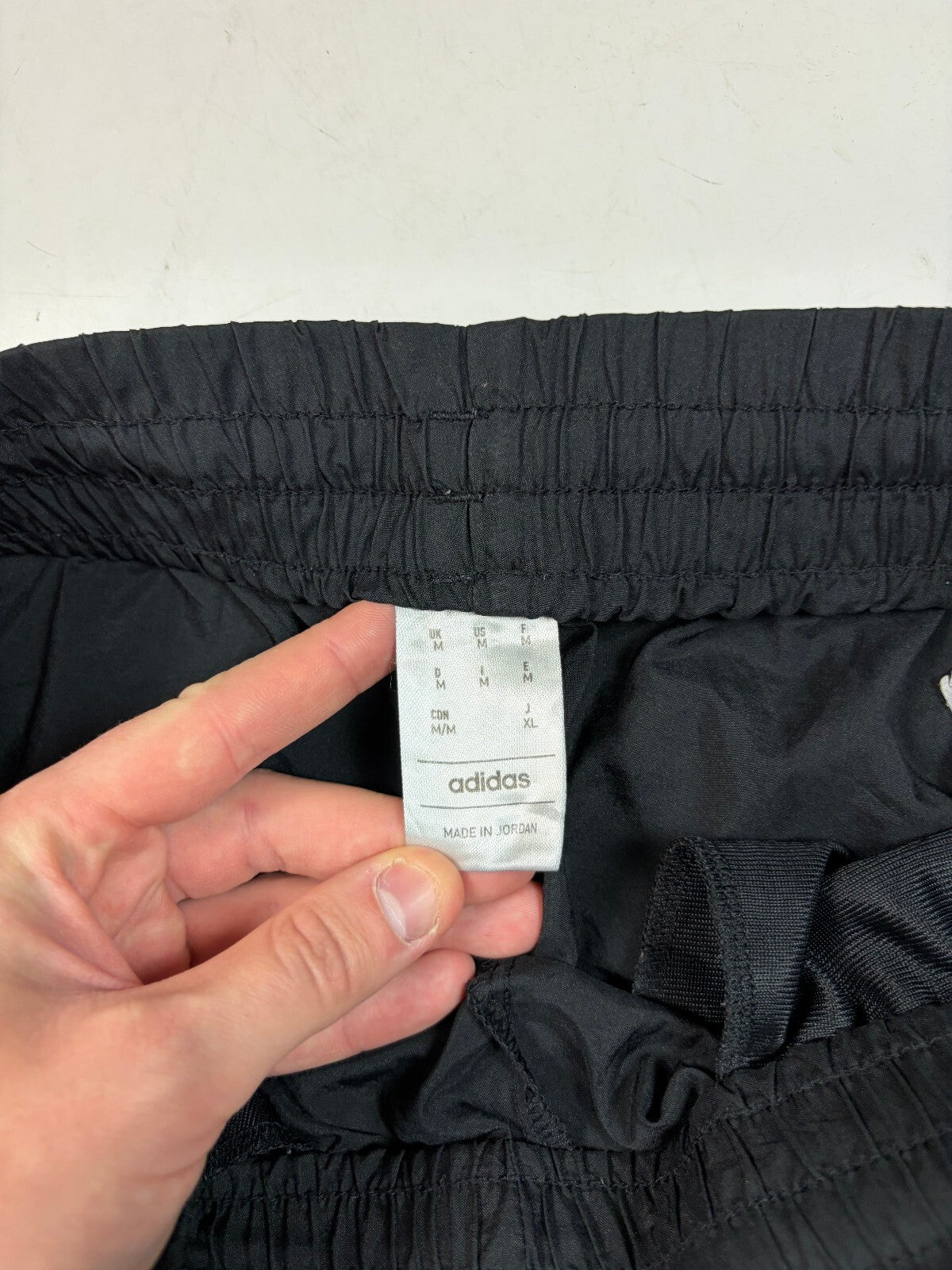 Vintage Y2K adidas side stripe baggy track pants (M)