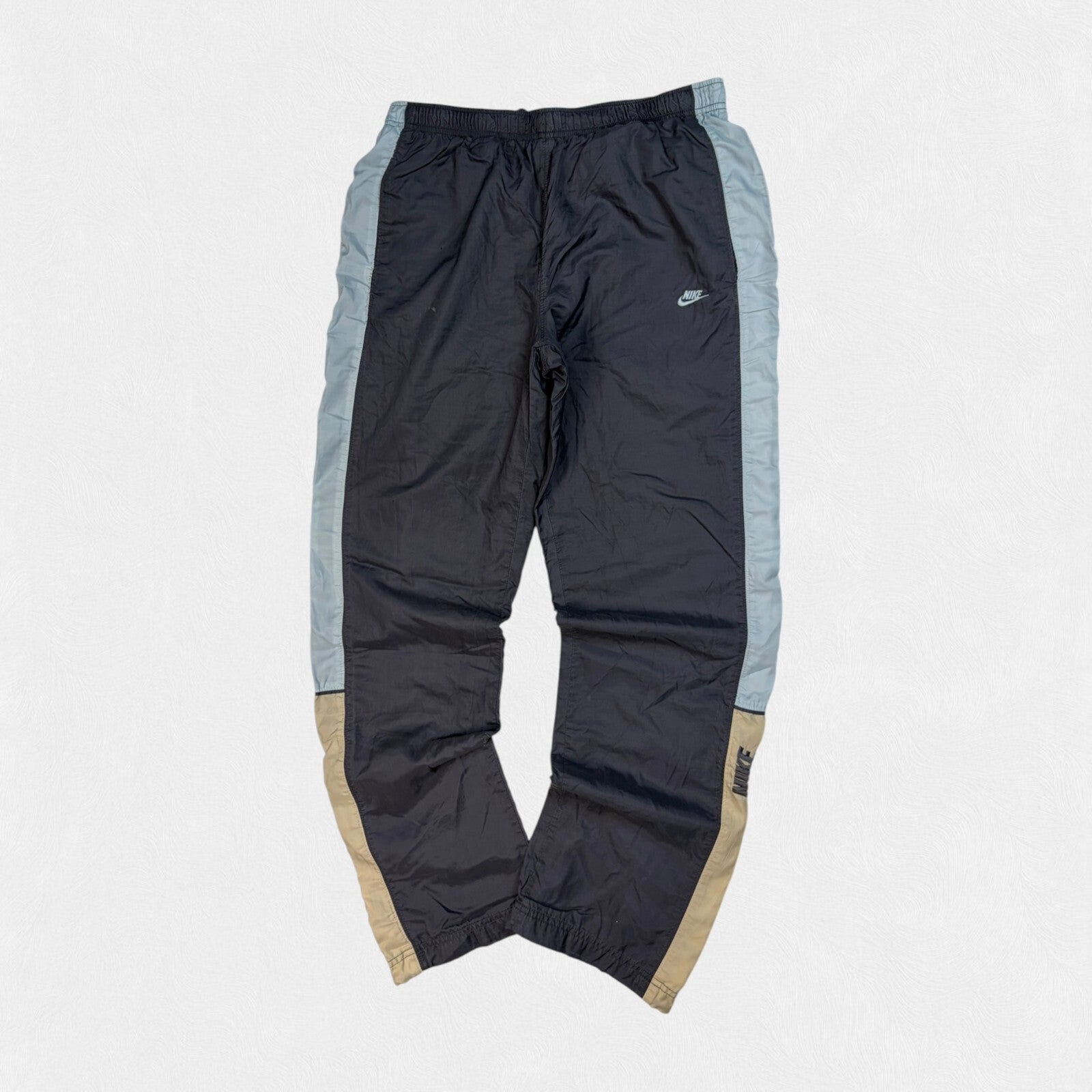 Vintage Y2K Nike side stripe baggy track pants (M)