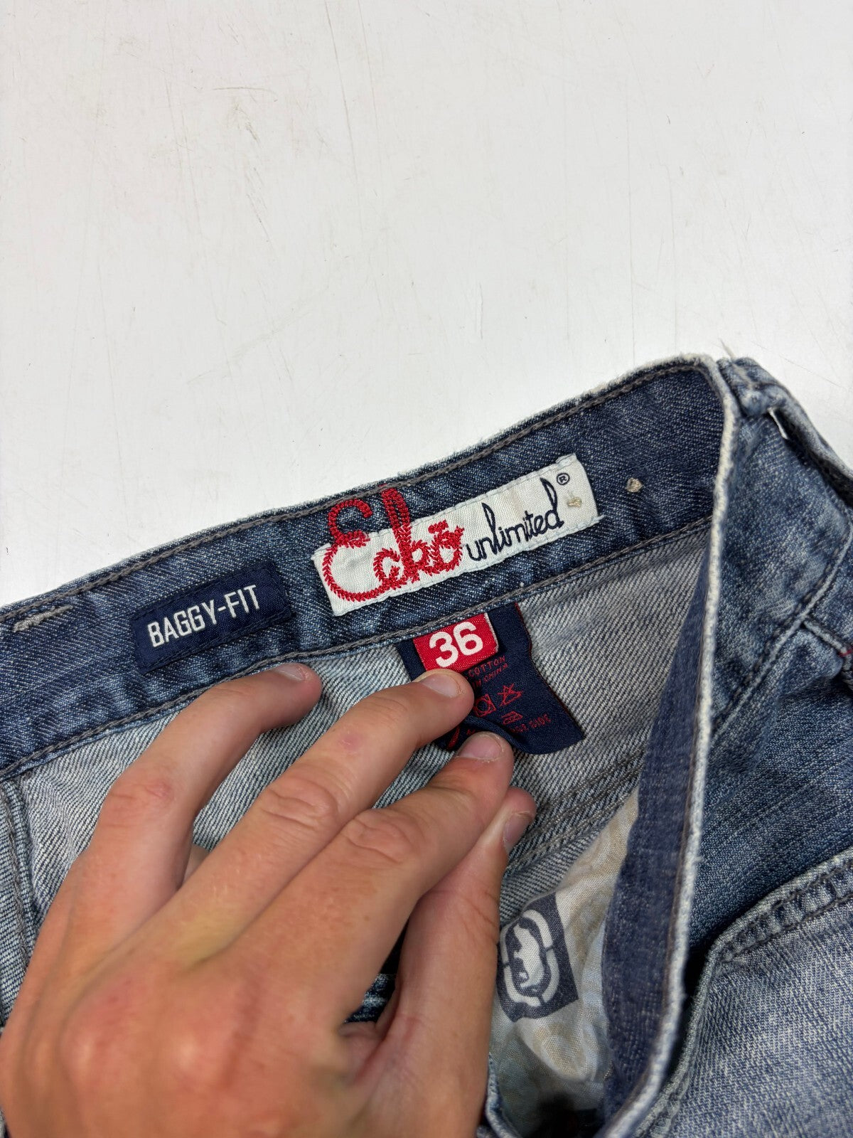 Vintage Y2K Ecko Unltd baggy hip hop jorts (W36)