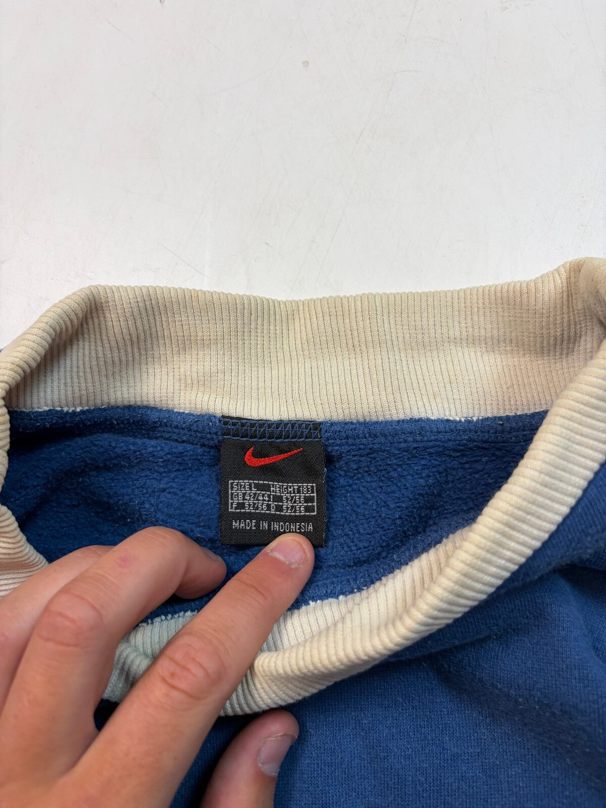 Vintage 90s Nike centre swoosh sweatshirt (L)