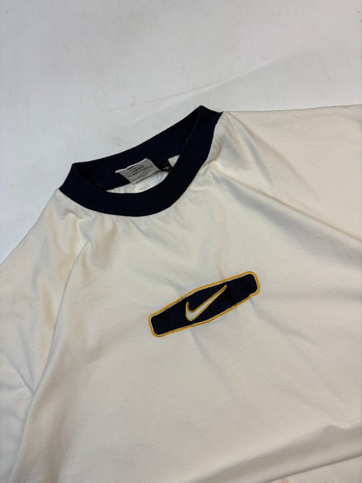Vintage 90s Nike centre swoosh tee (XS)