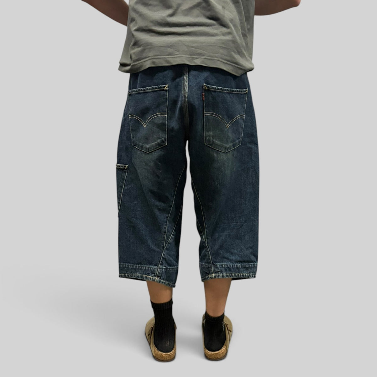 Y2K Levi's engineered twisted baggy jorts (L)