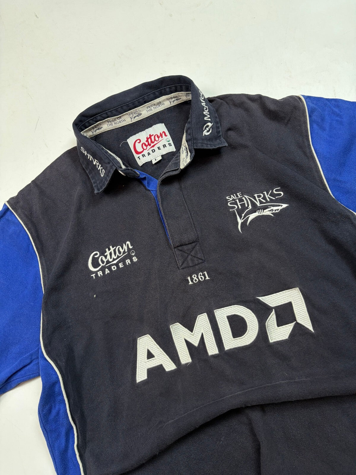 Vintage Sale Sharks 2003/04 Cotton Traders rugby shirt (L)