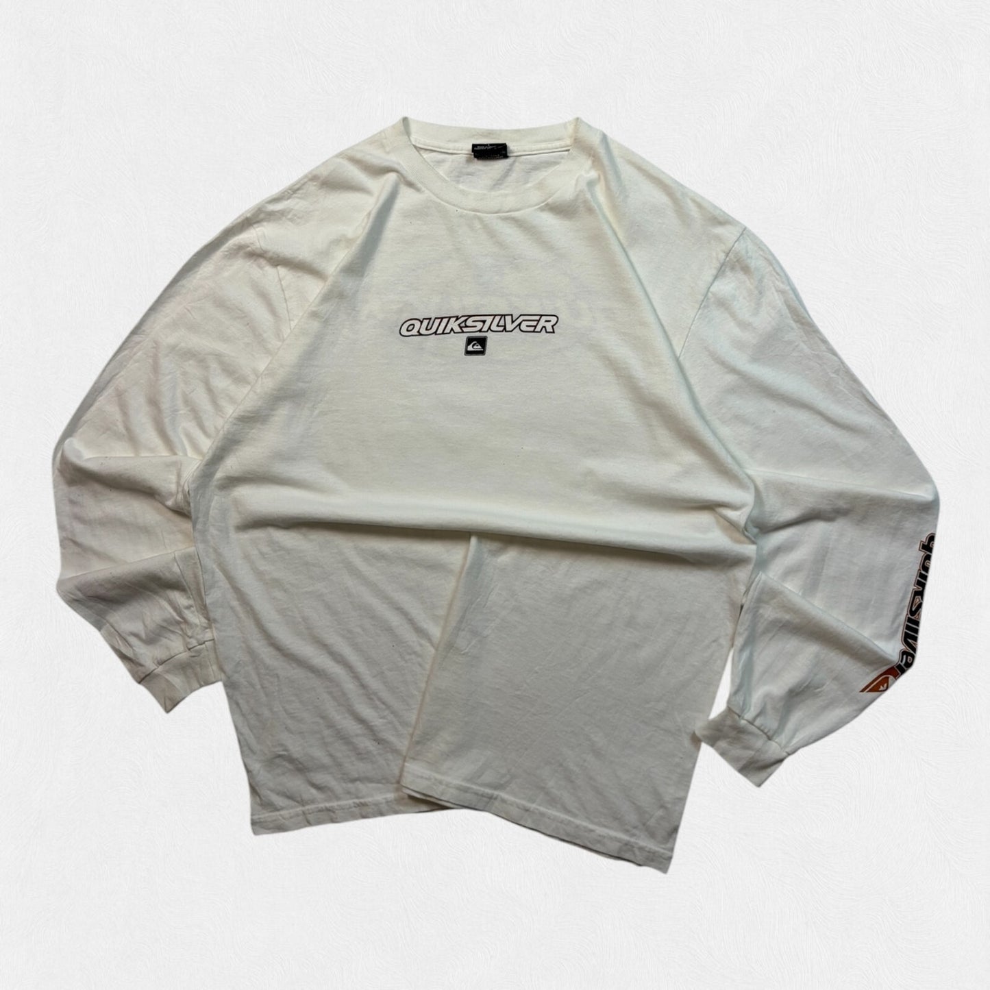 Vintage Y2K Quiksilver surfwear long sleeve tee (L)