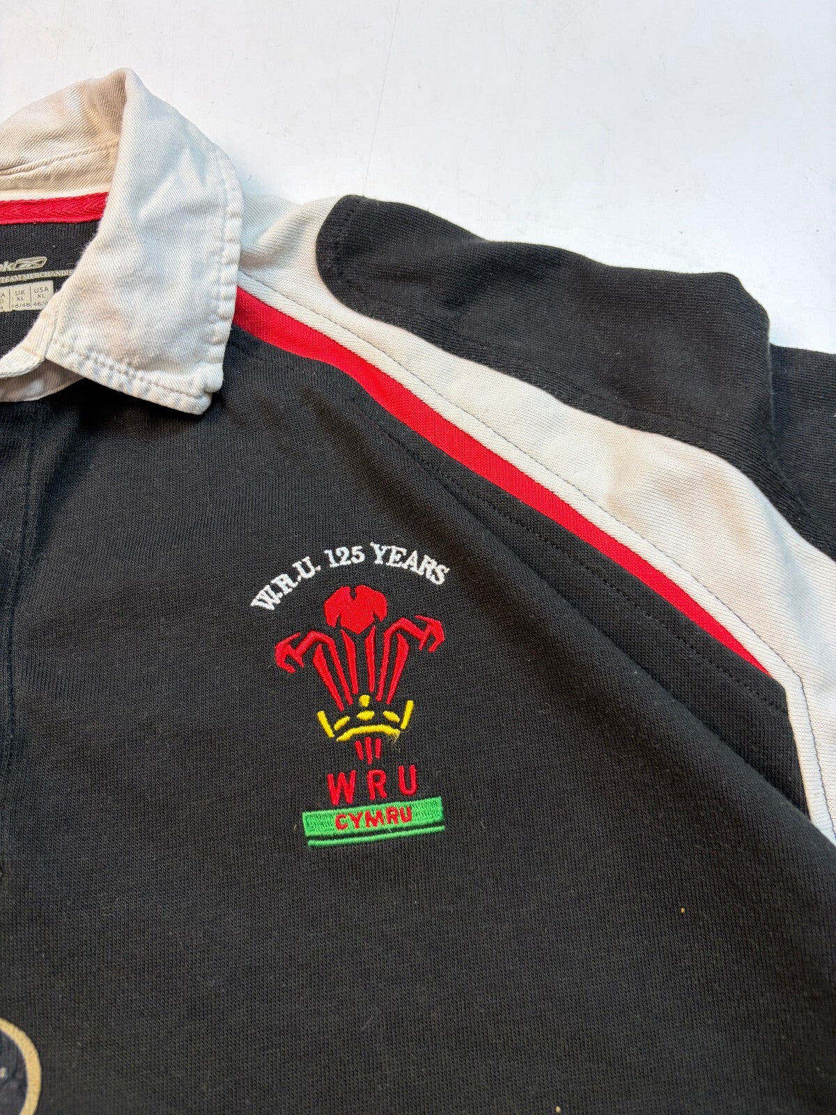 Vintage Wales 2005/06 Reebok anniversary rugby shirt (XL)