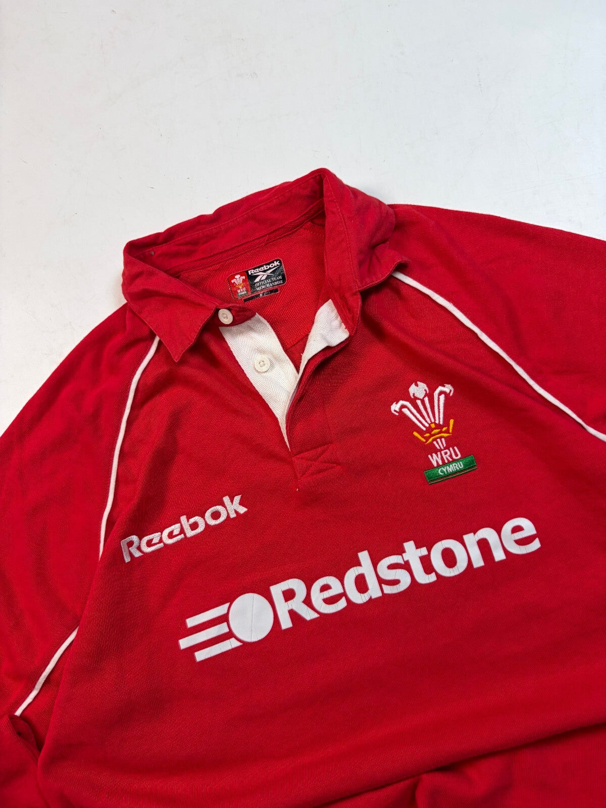 Vintage Wales 2001/02 Reebok rugby union shirt (S)
