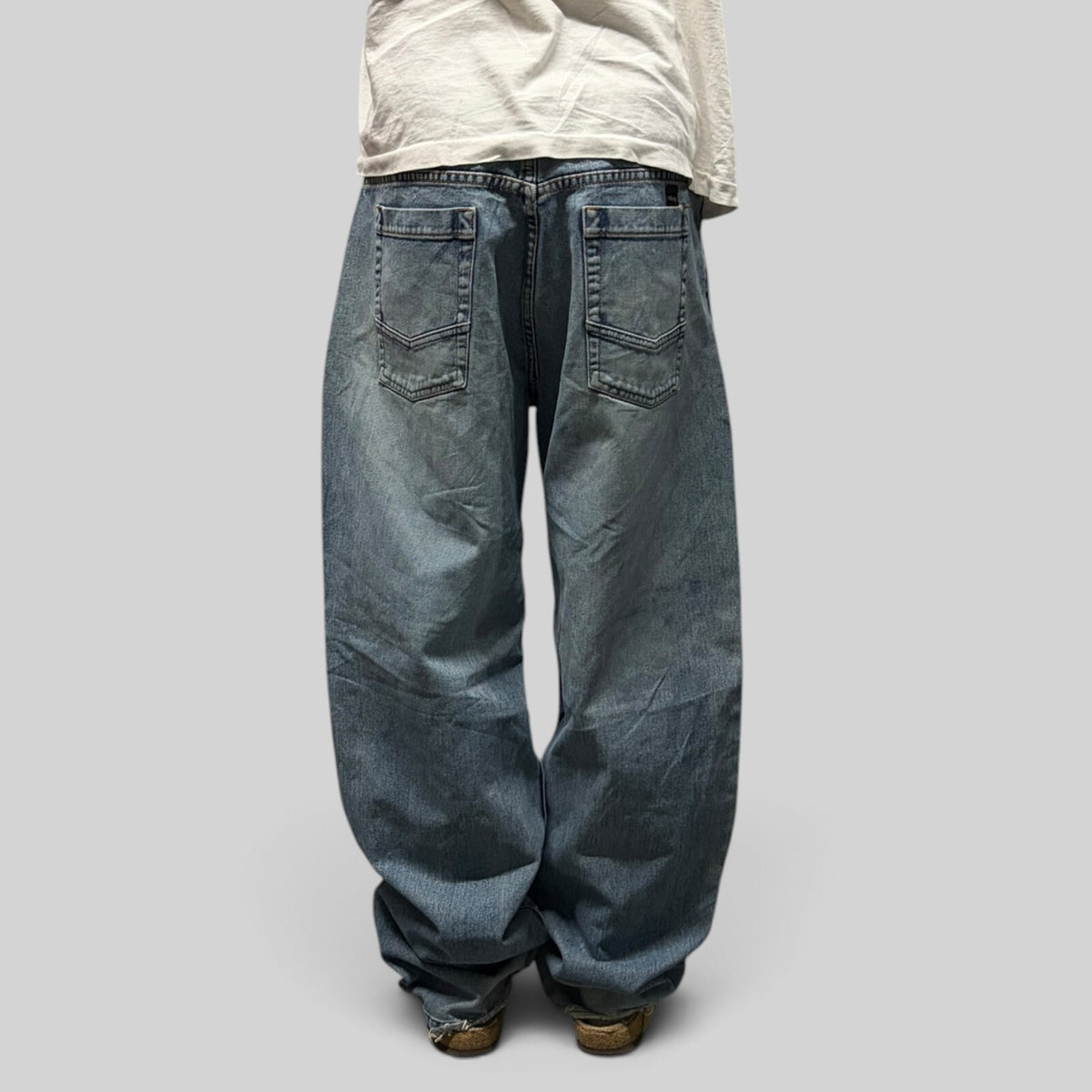 Vintage Y2K Billabong surfwear baggy hip hop jeans (W36)