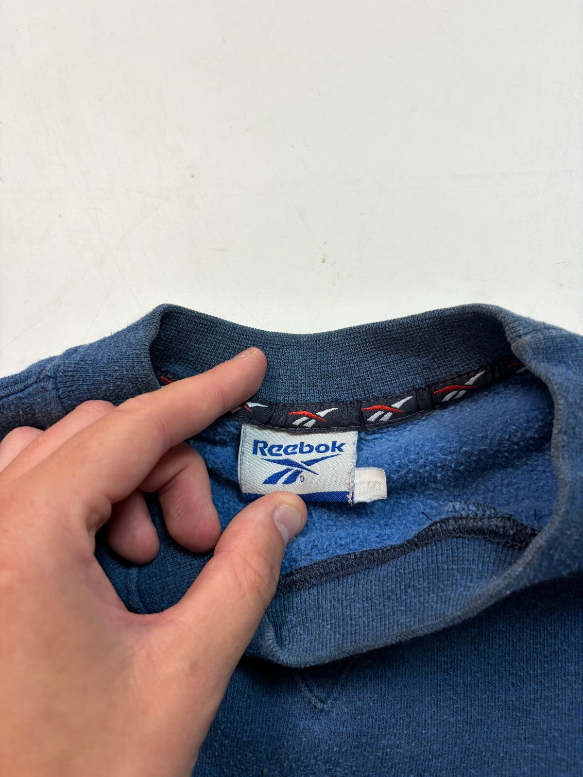 Vintage Y2K Reebok small logo sweatshirt (S)