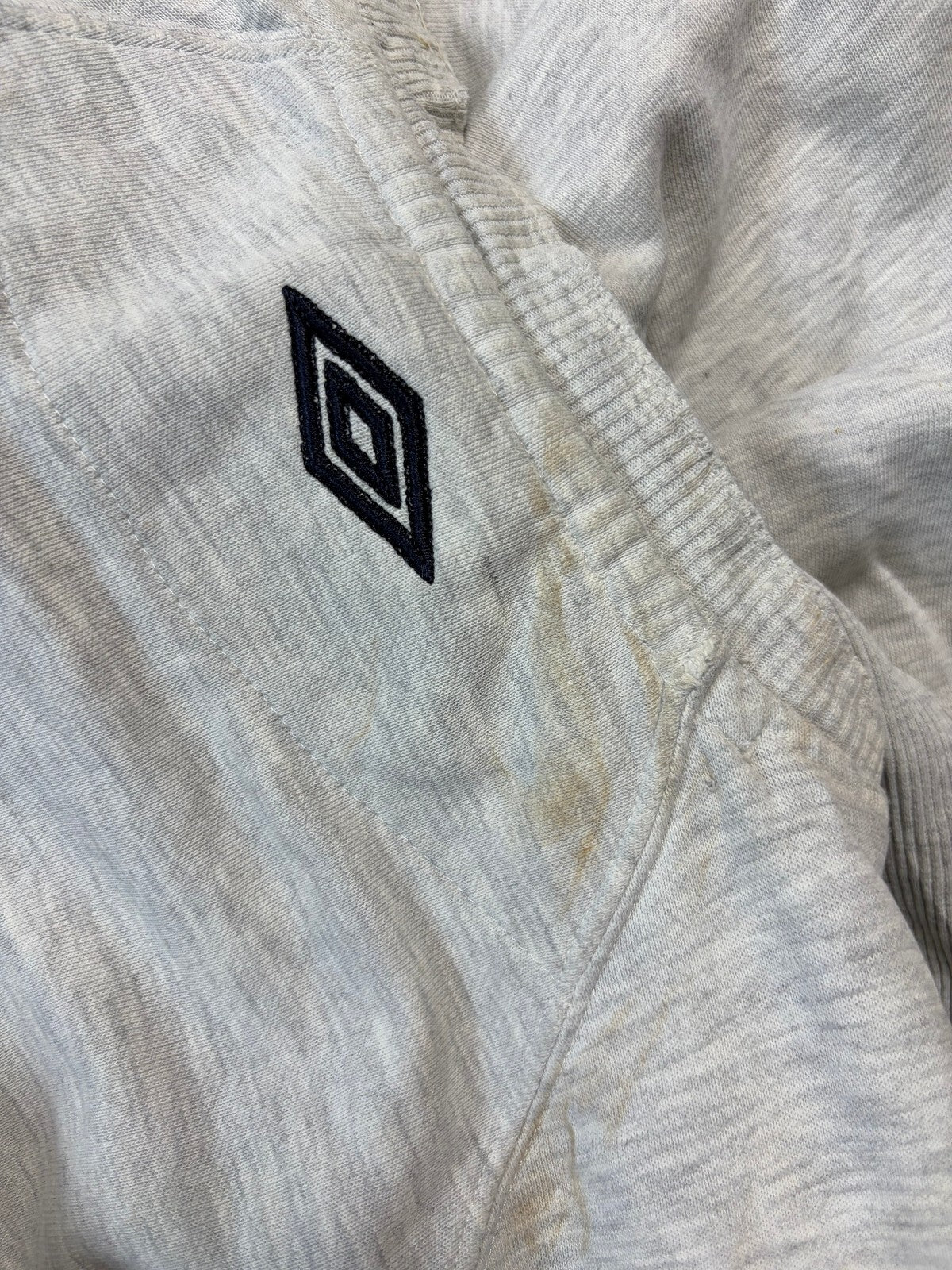 Vintage 90s Umbro spell out sweatshirt (M)