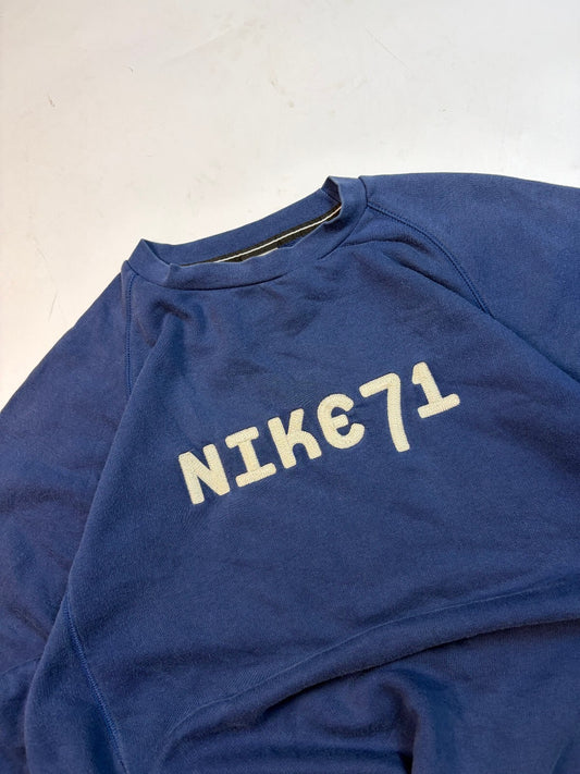 Vintage Y2K Nike spell out sweatshirt (L)