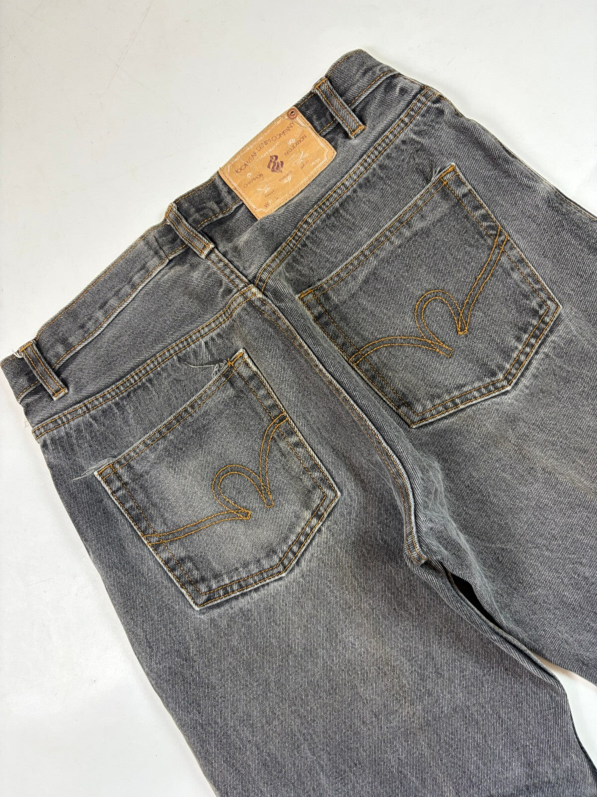Vintage Y2K Rocawear baggy hip hop jeans (W34)