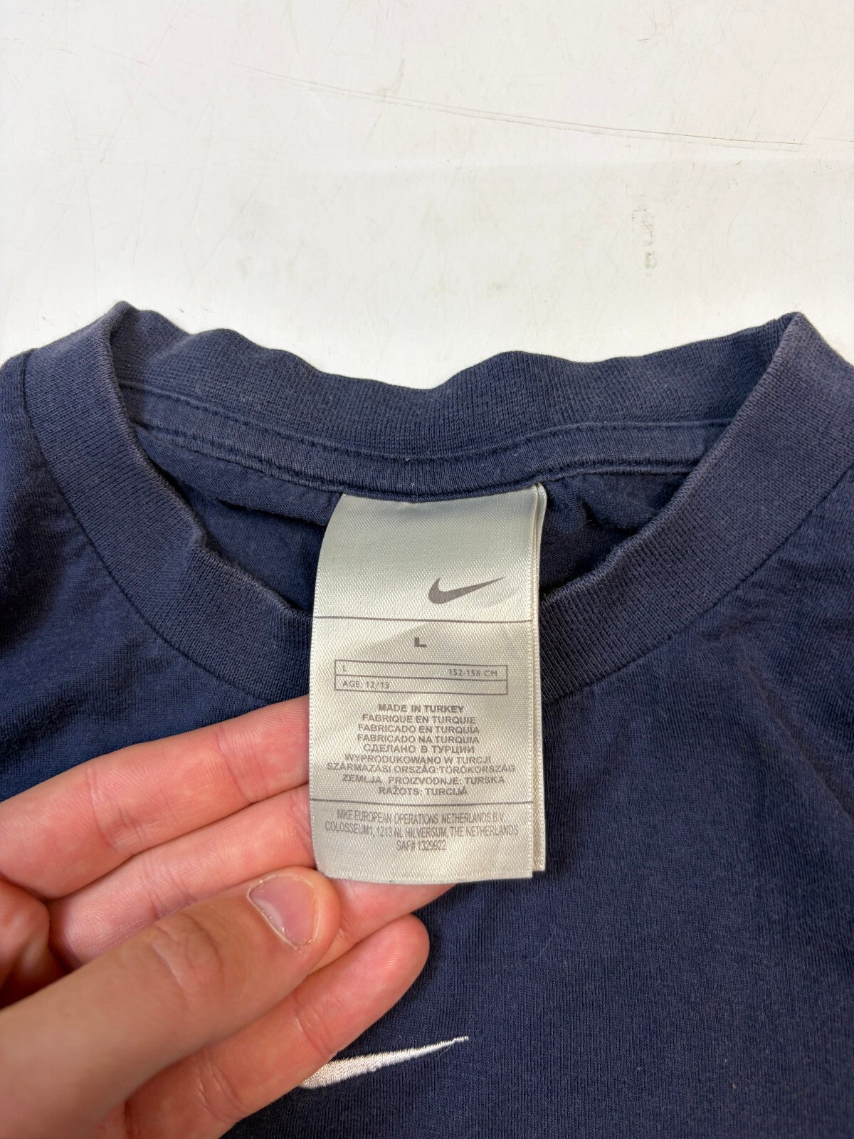 Vintage Y2K Nike centre swoosh tee (XS)