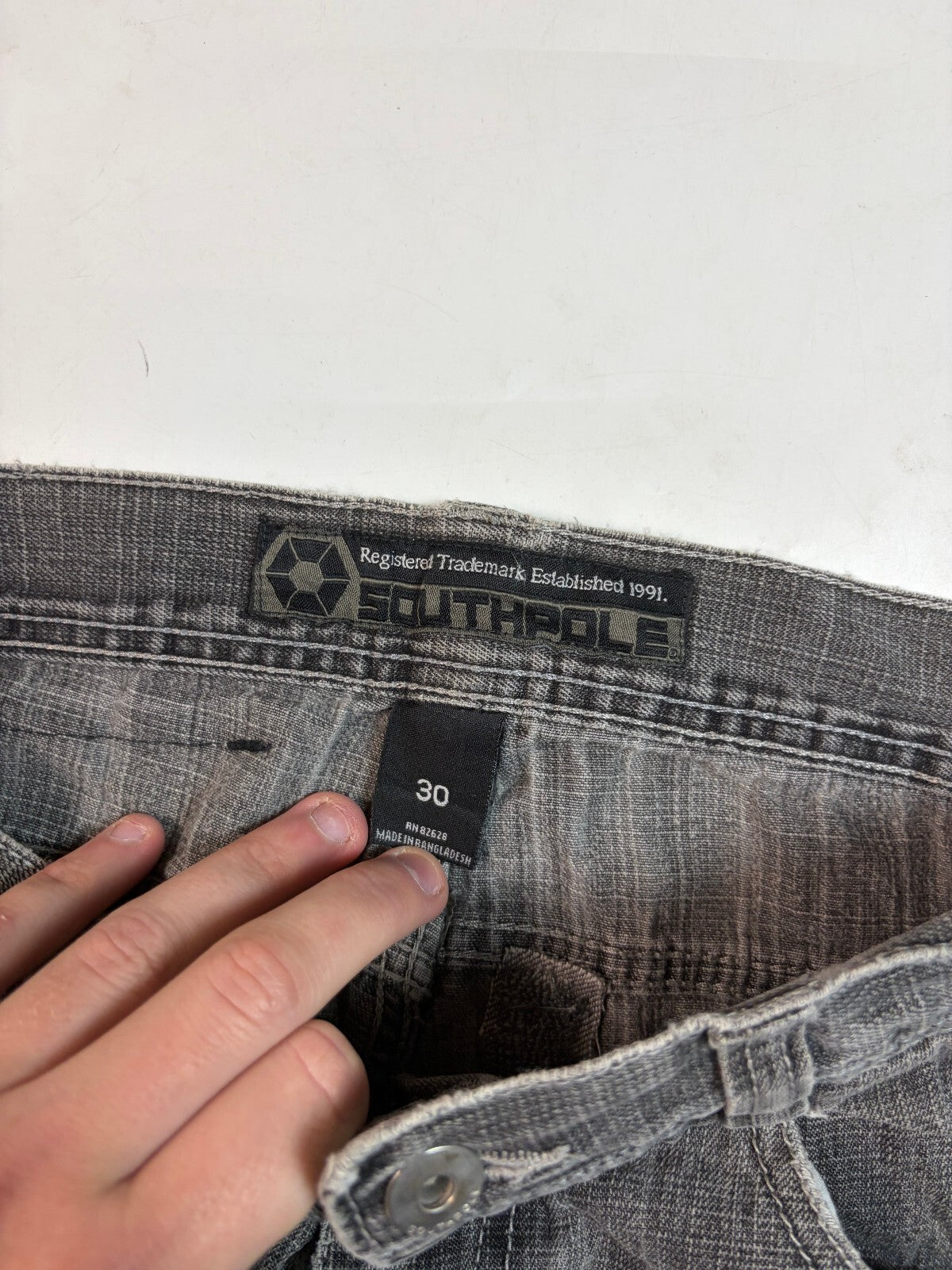 Vintage Y2K Southpole baggy hip hop jeans (W30)