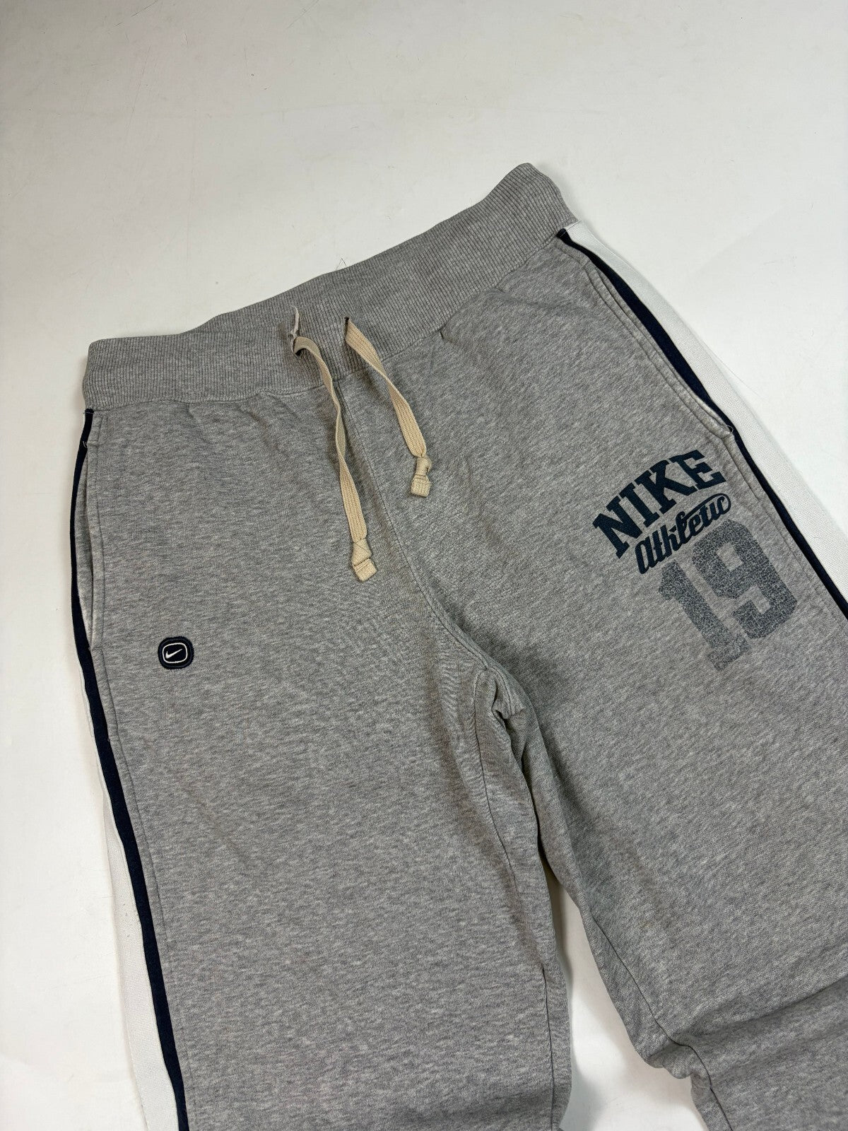 Vintage Nike side stripe baggy joggers (M)