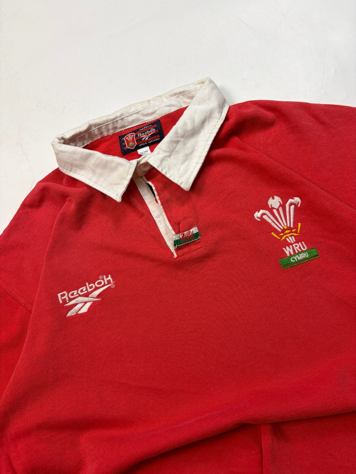 Vintage Wales 1996-98 Reebok rugby union shirt (L)