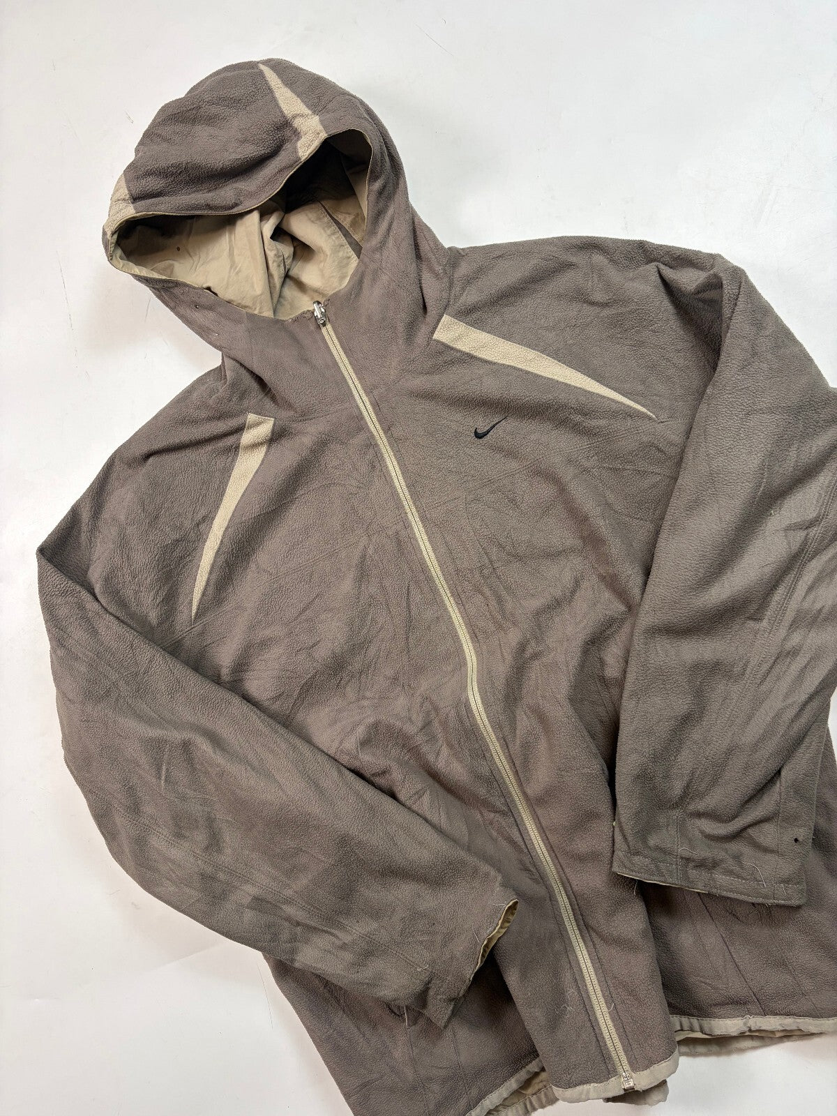 Vintage Y2K Nike reversible fleece hooded jacket (L)
