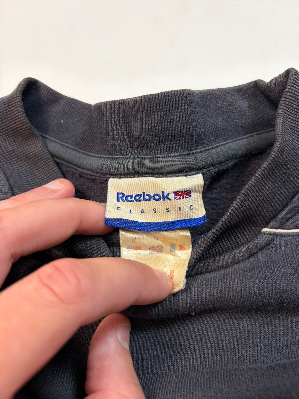 Vintage Y2K Reebok classic spell out sweatshirt (M)