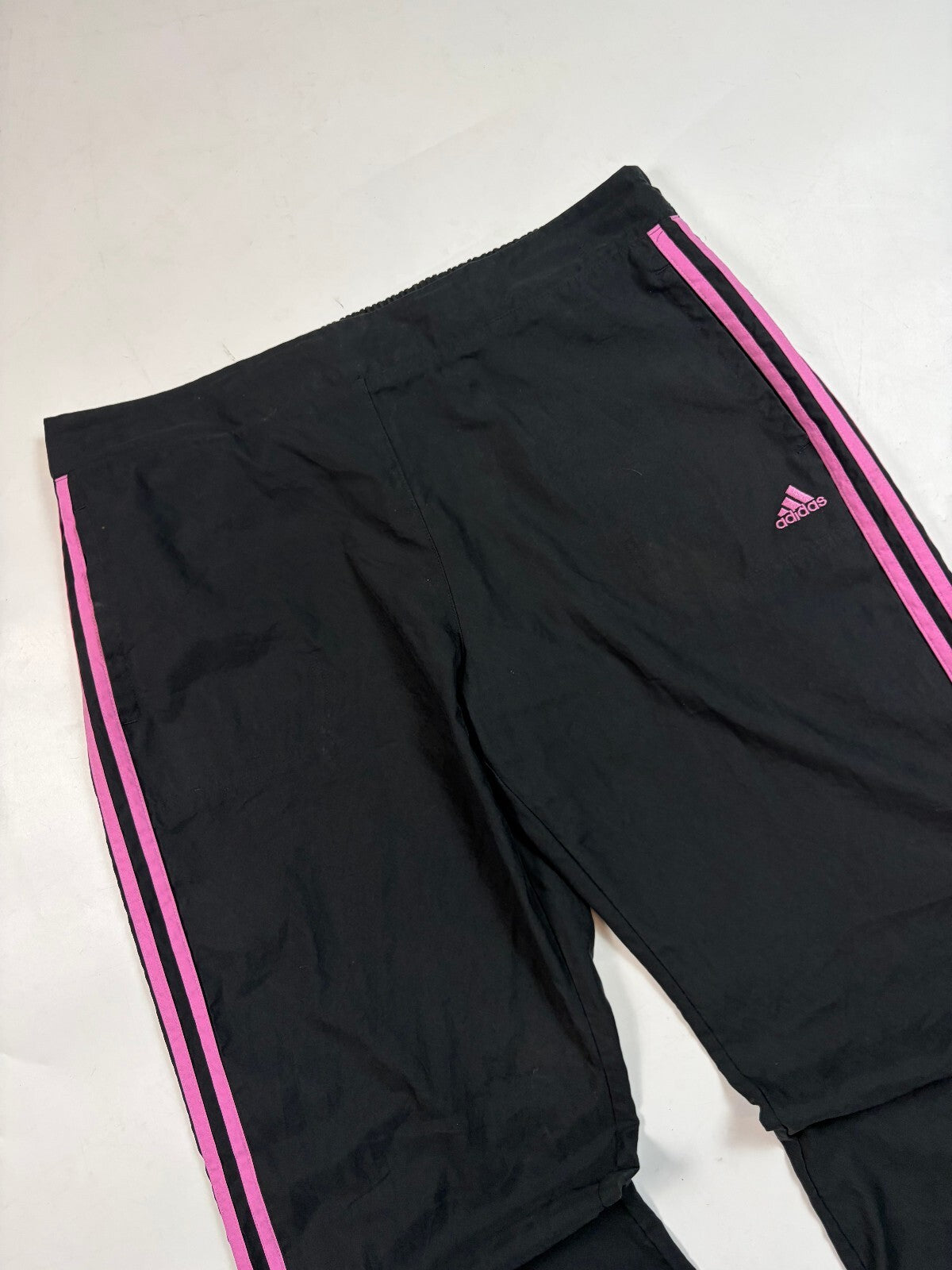 Vintage Women's adidas side stripe baggy track pants (18)