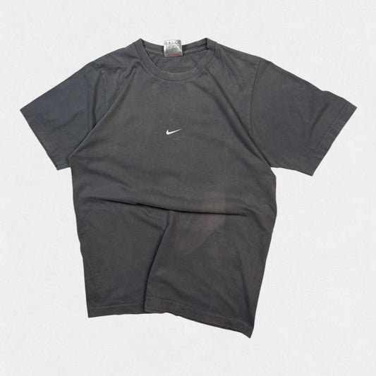 Vintage Y2K Nike centre swoosh tee (S)
