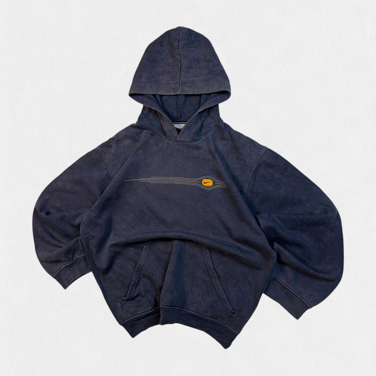 Vintage Y2K Nike graphic hoodie (M)