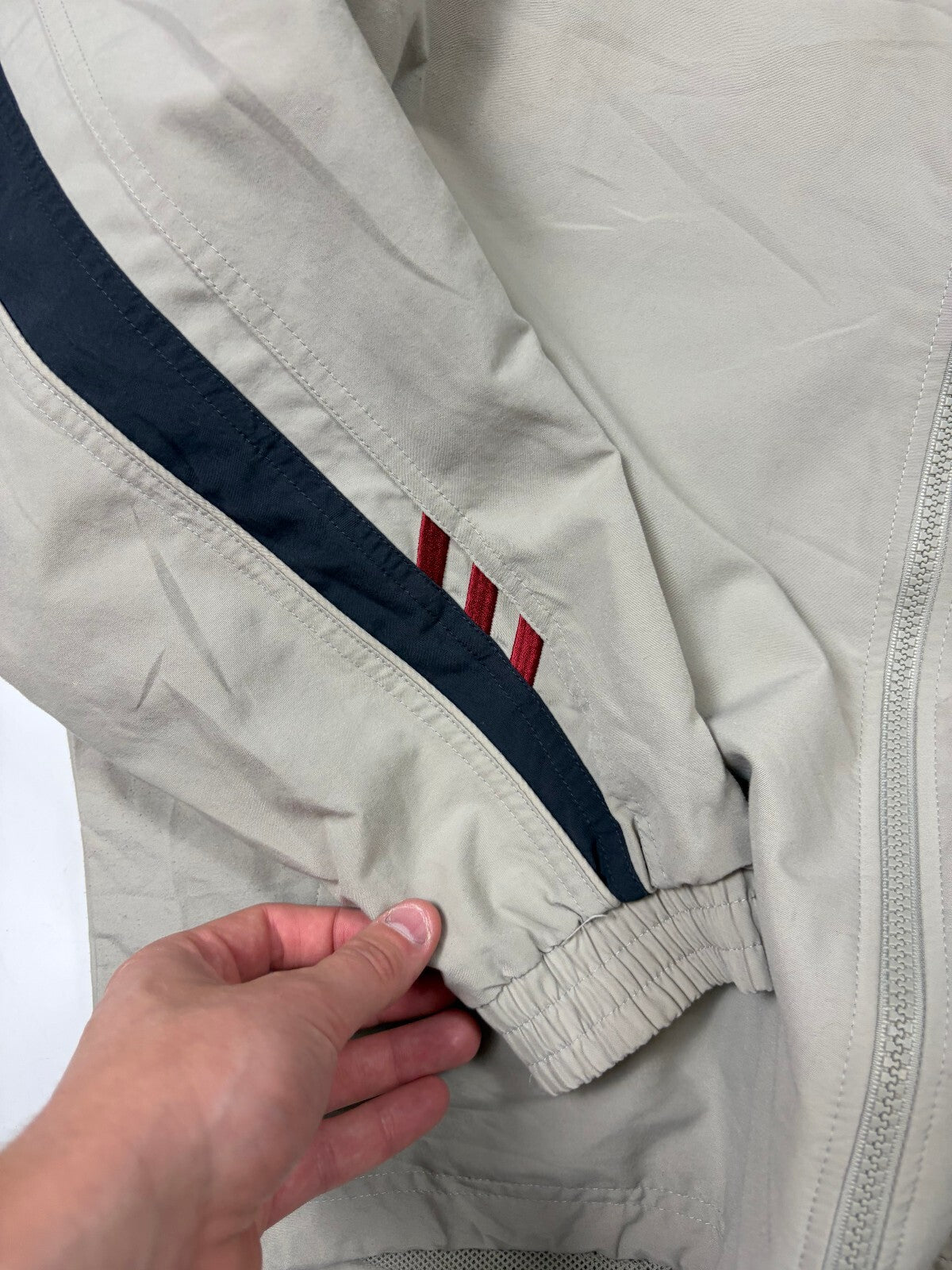 Vintage 90s adidas track jacket (XL)