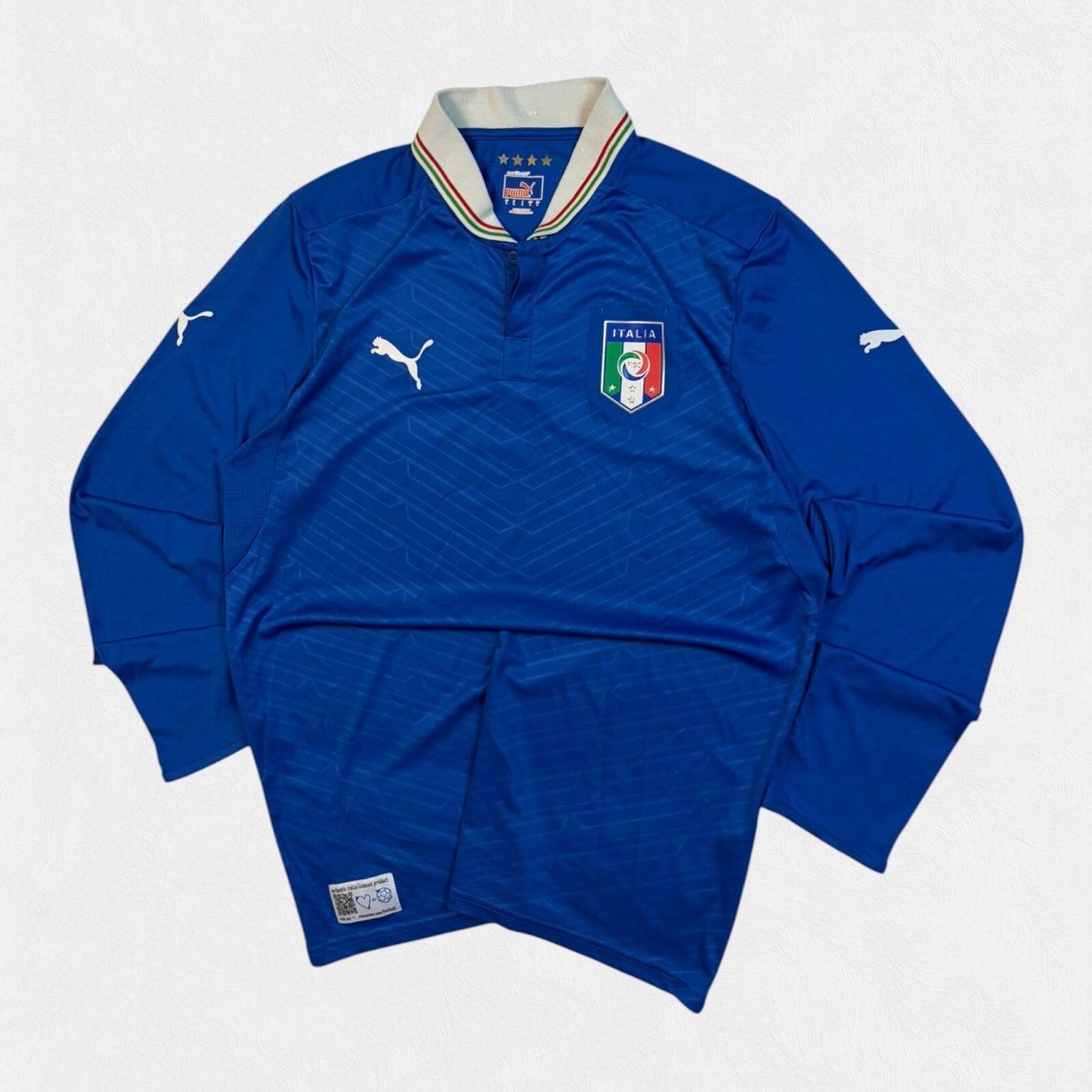 Italy 2013/13 Puma home football shirt (L)