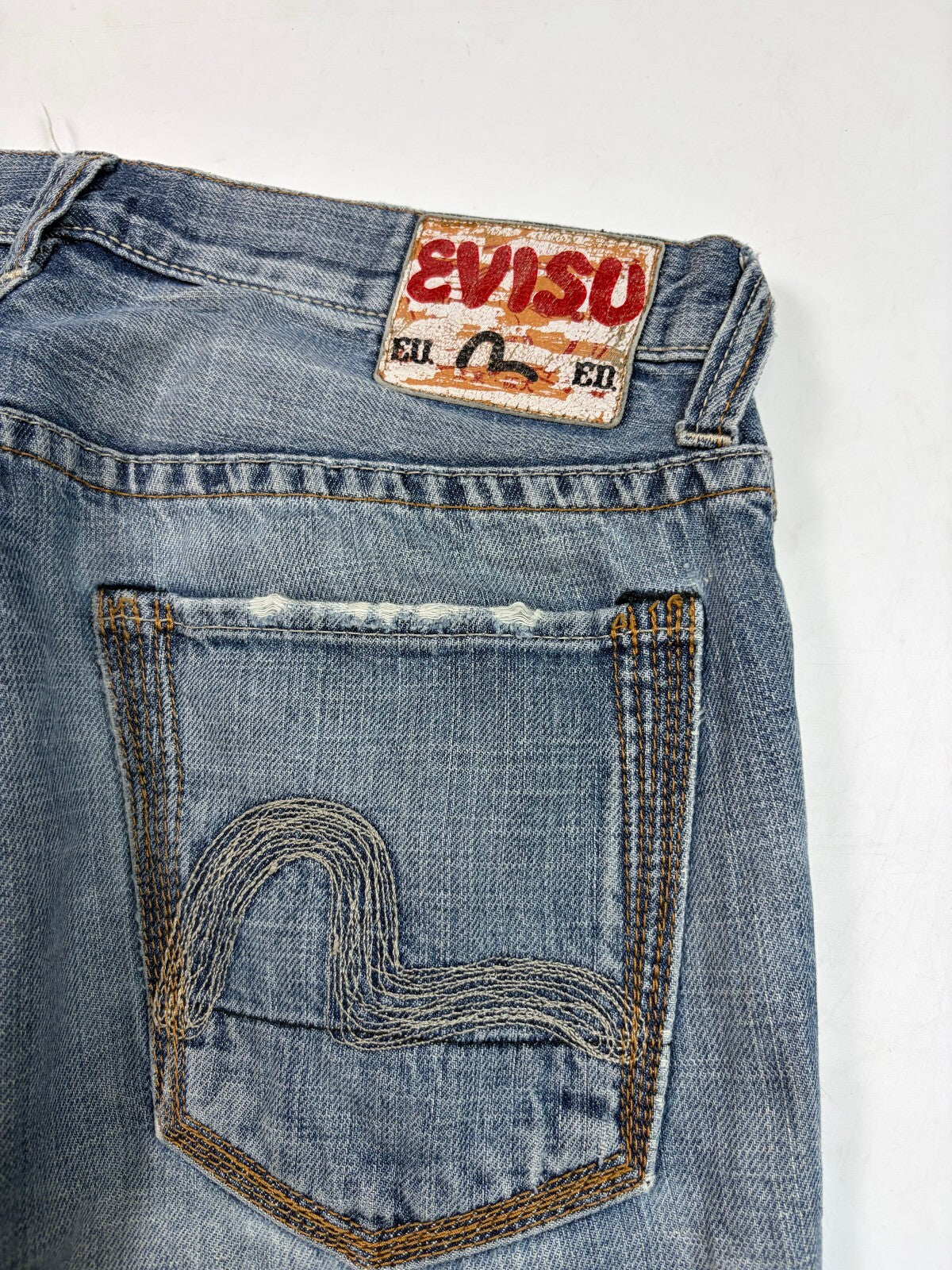 Vintage Y2K Evisu baggy hip hop jeans (W36)