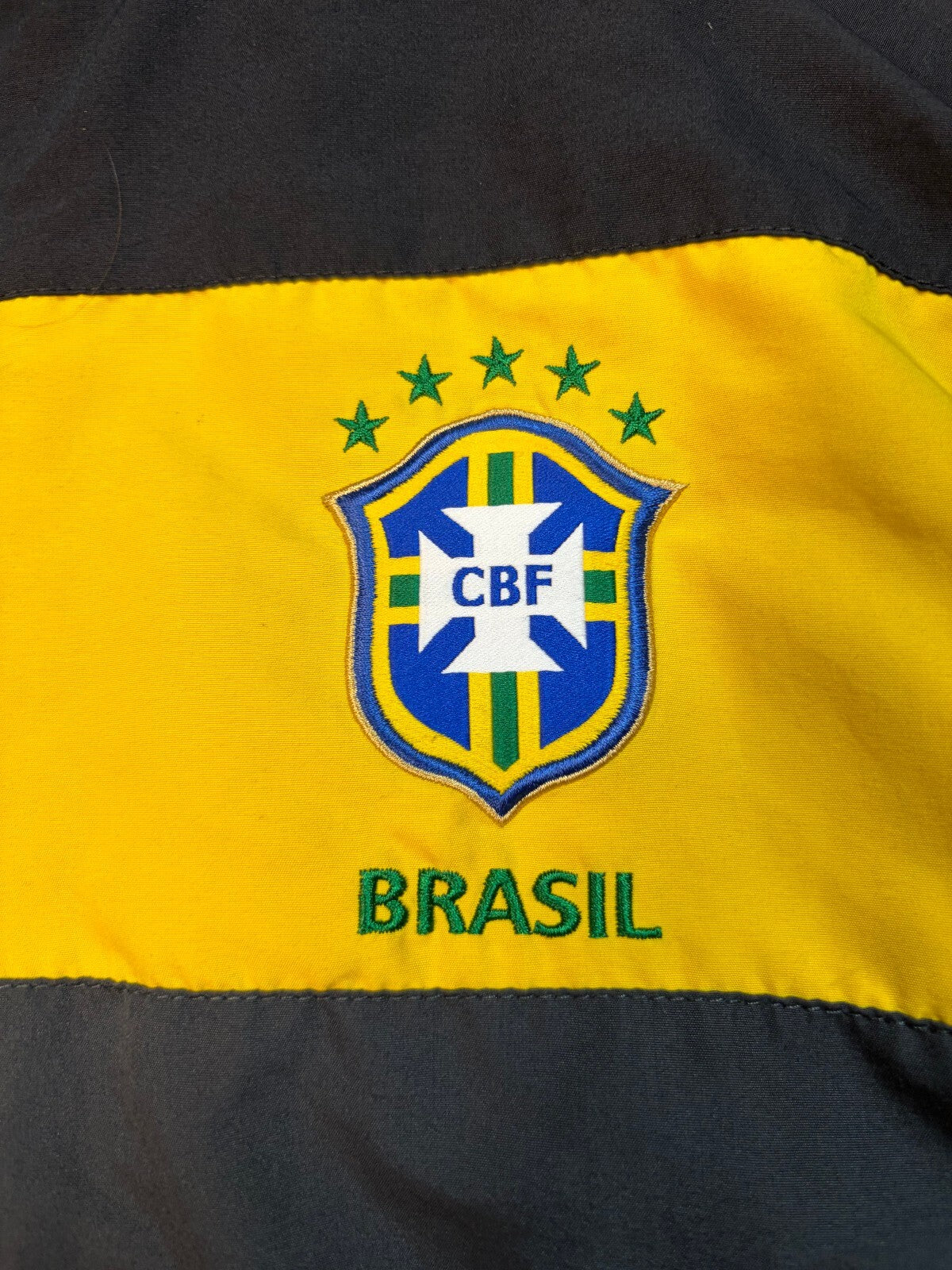 Brazil 2010/11 Nike football track jacket (XL)