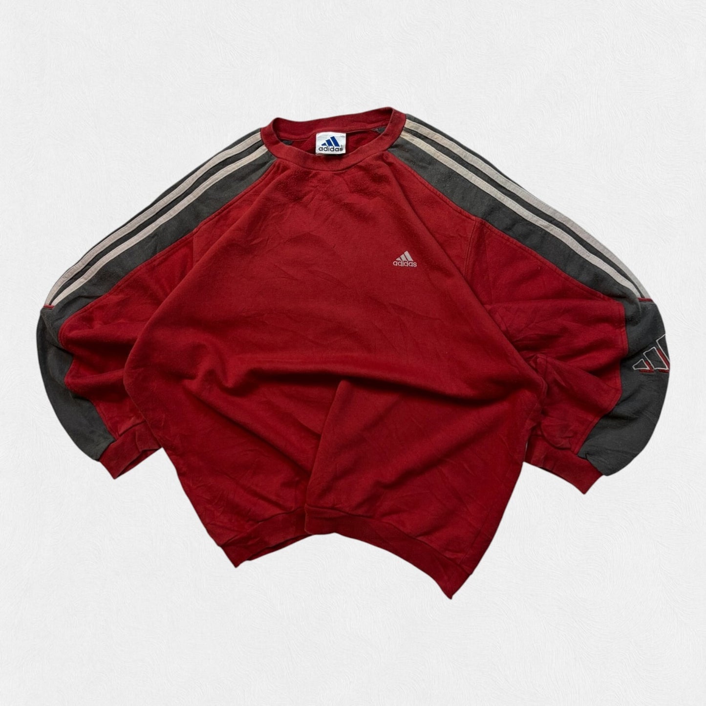 Vintage 90s adidas small logo sweatshirt (M)