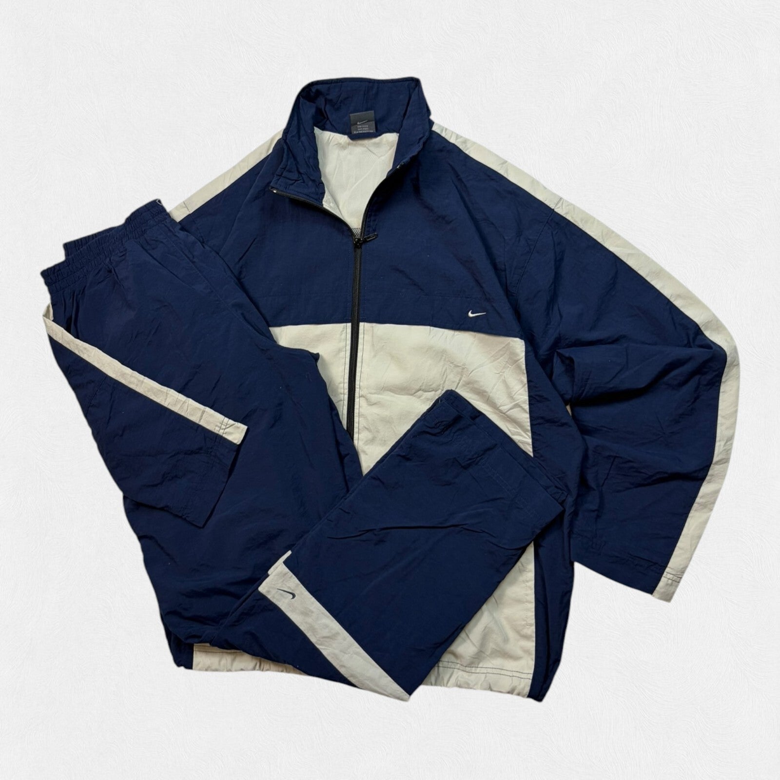 Vintage Y2K Nike full tracksuit set (M)