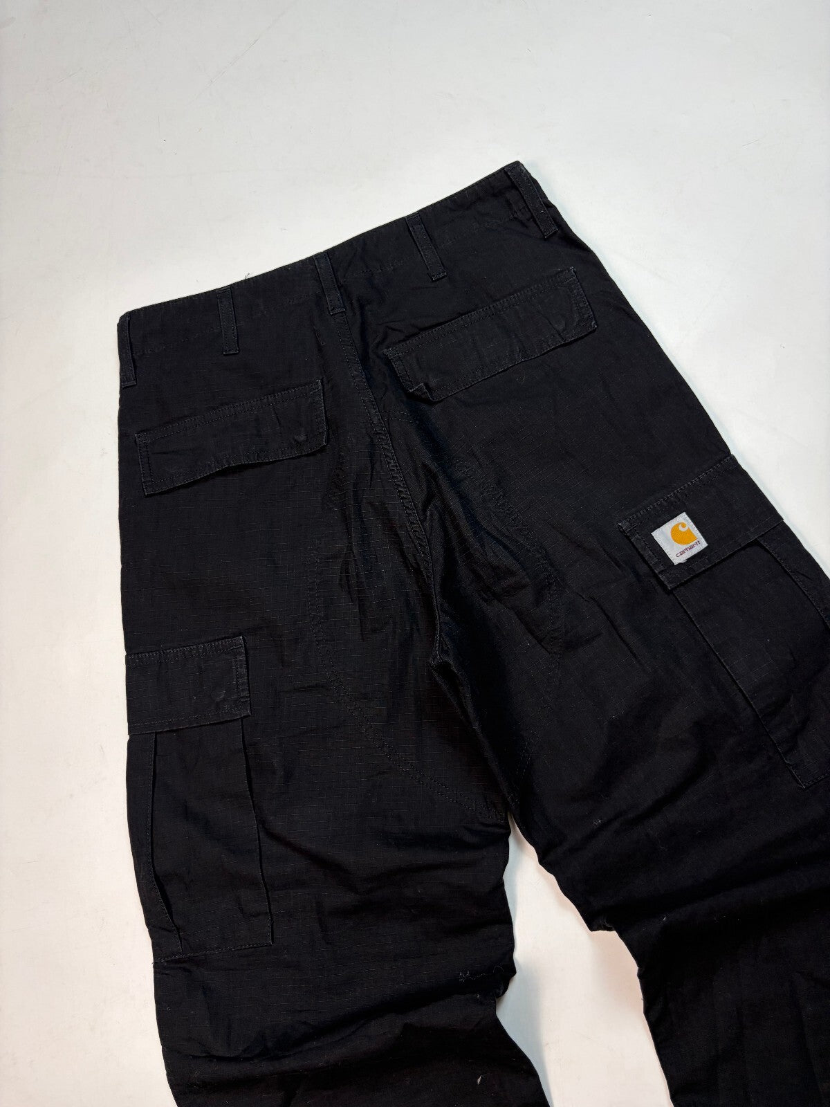 Carhartt baggy cargo pants (W30)