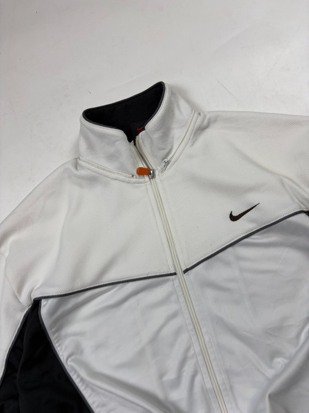 Vintage 90s Nike mini swoosh track jacket (L)