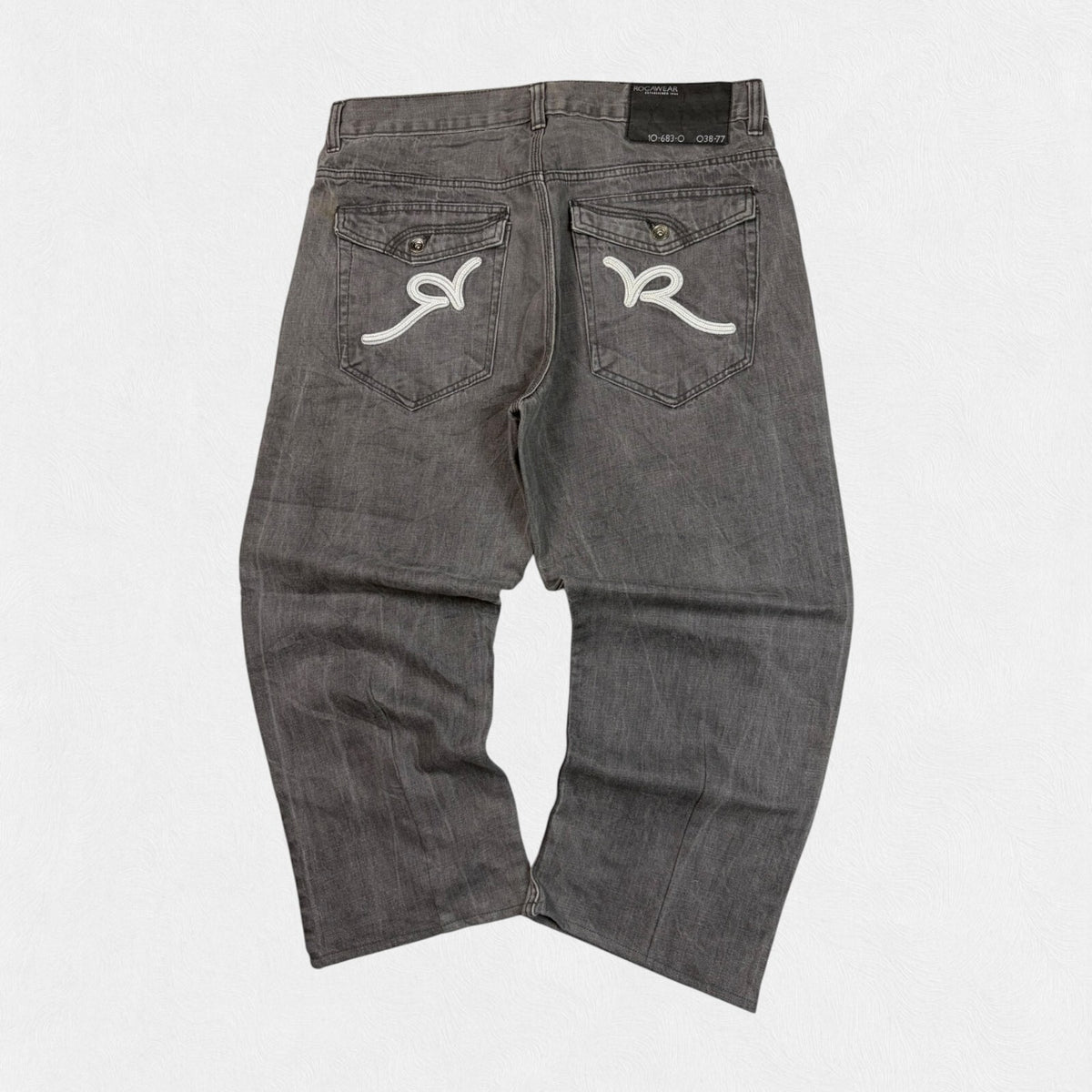 Vintage Y2K Rocawear cropped baggy hip hop jeans (W36)