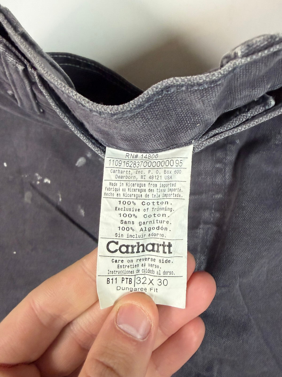 Vintage Carhartt paint splattered baggy carpenter pants (W32)