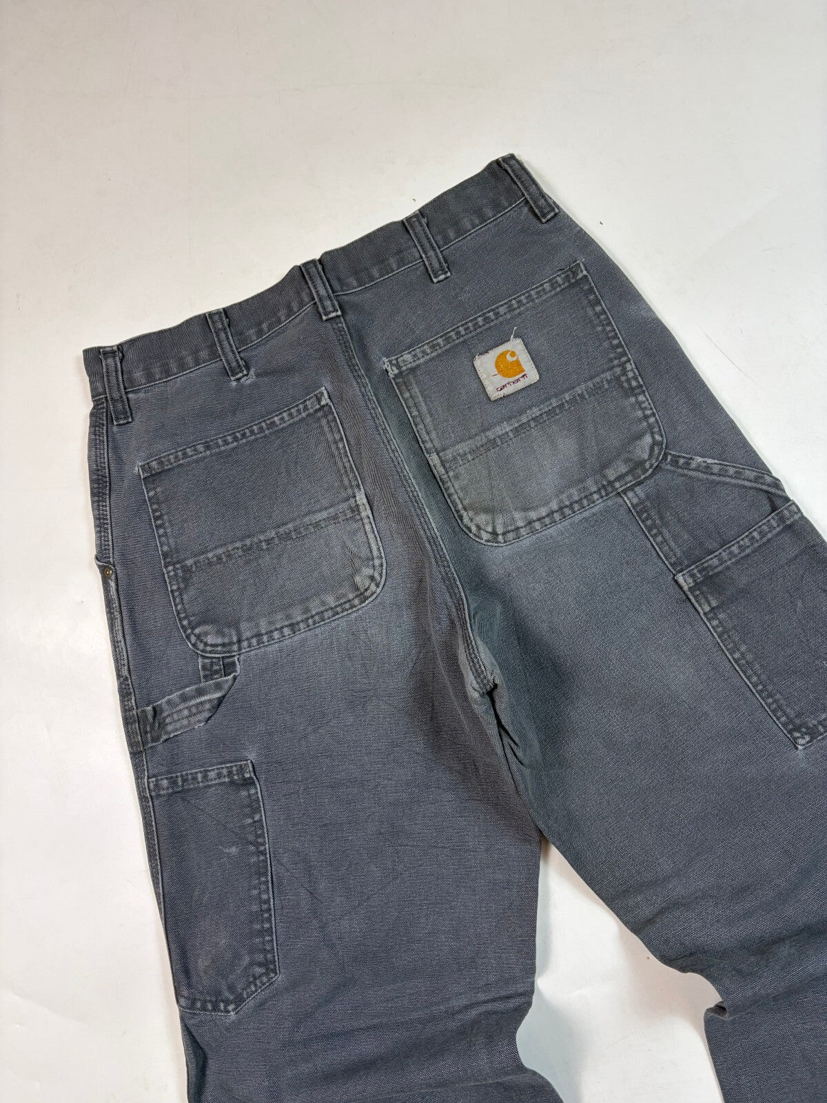 Vintage Carhartt baggy carpenter pants (W30)